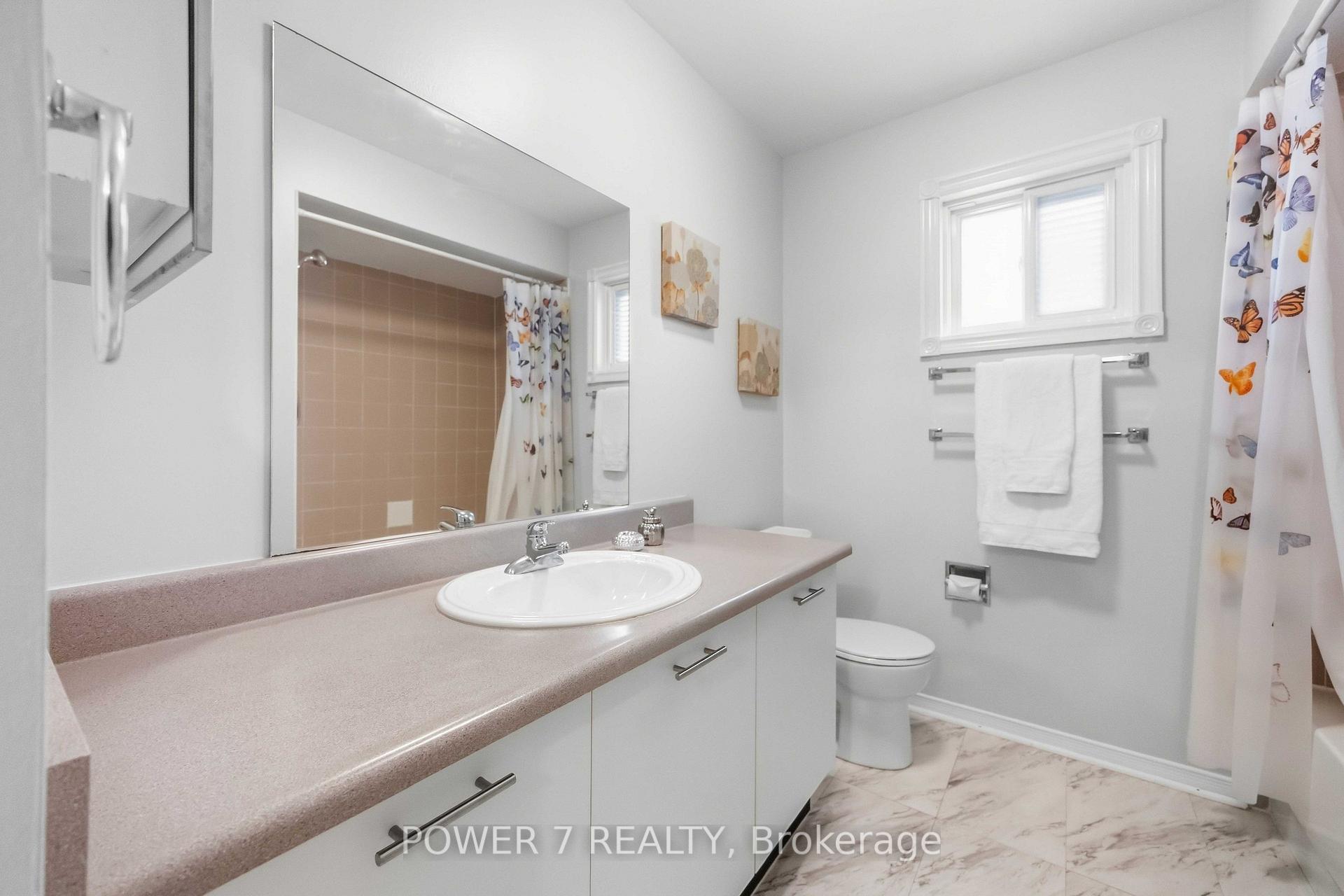 Photo 31 of 98 Sullivan Drive, Ajax, Central — HOMEH