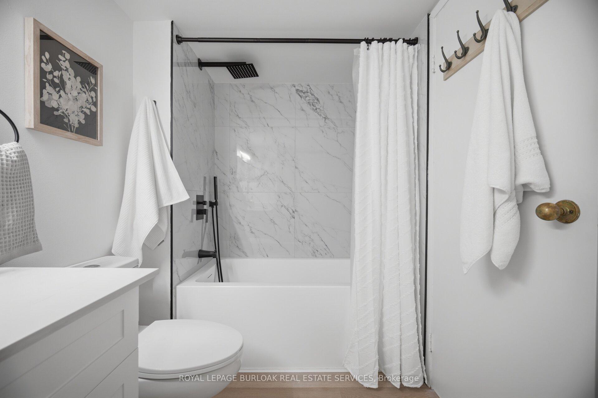 Photo 18 of Unit 532, 1450 Glen Abbey Gate, Oakville, Glen Abbey — HOMEH