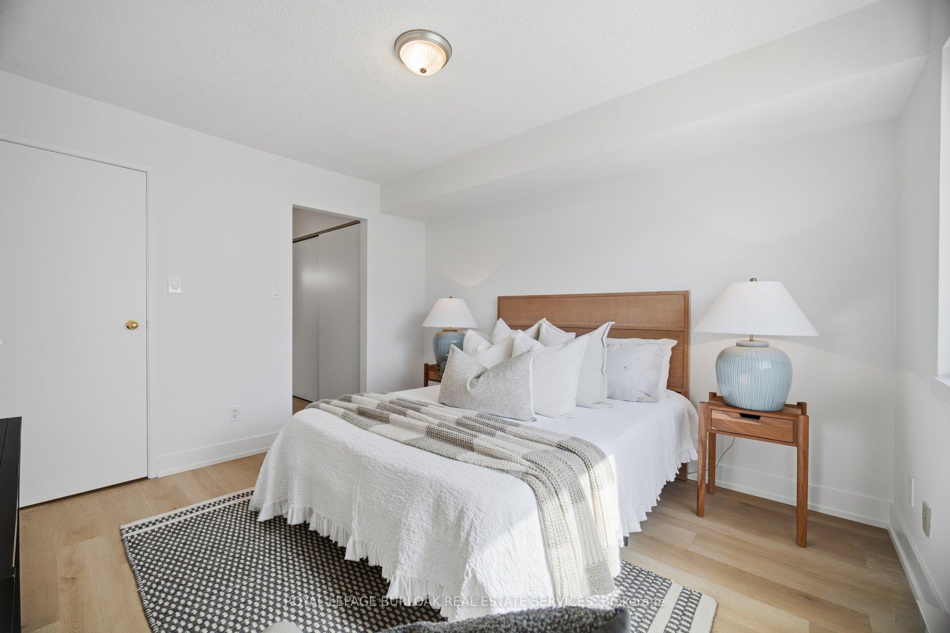 Photo 23 of Unit 532, 1450 Glen Abbey Gate, Oakville, Glen Abbey — HOMEH