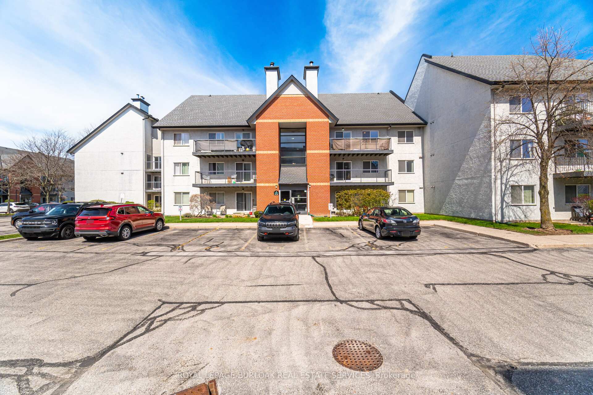 Photo 36 of Unit 532, 1450 Glen Abbey Gate, Oakville, Glen Abbey — HOMEH