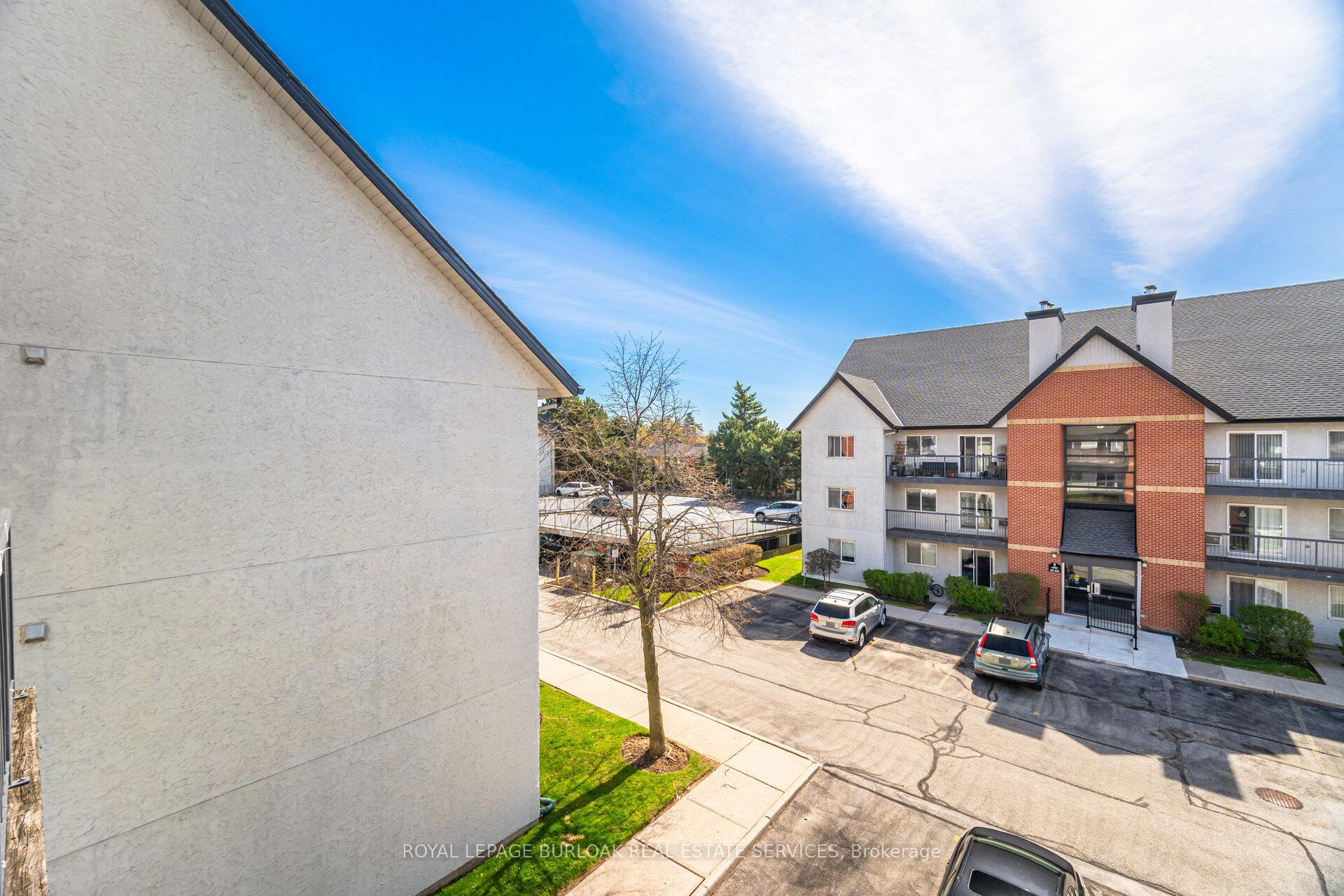 Photo 38 of Unit 532, 1450 Glen Abbey Gate, Oakville, Glen Abbey — HOMEH