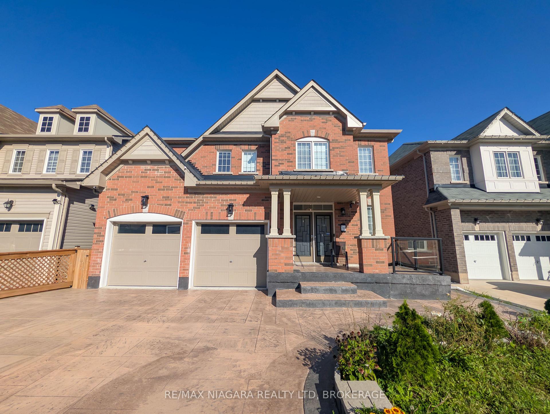Photo of 7868 Odell Crescent