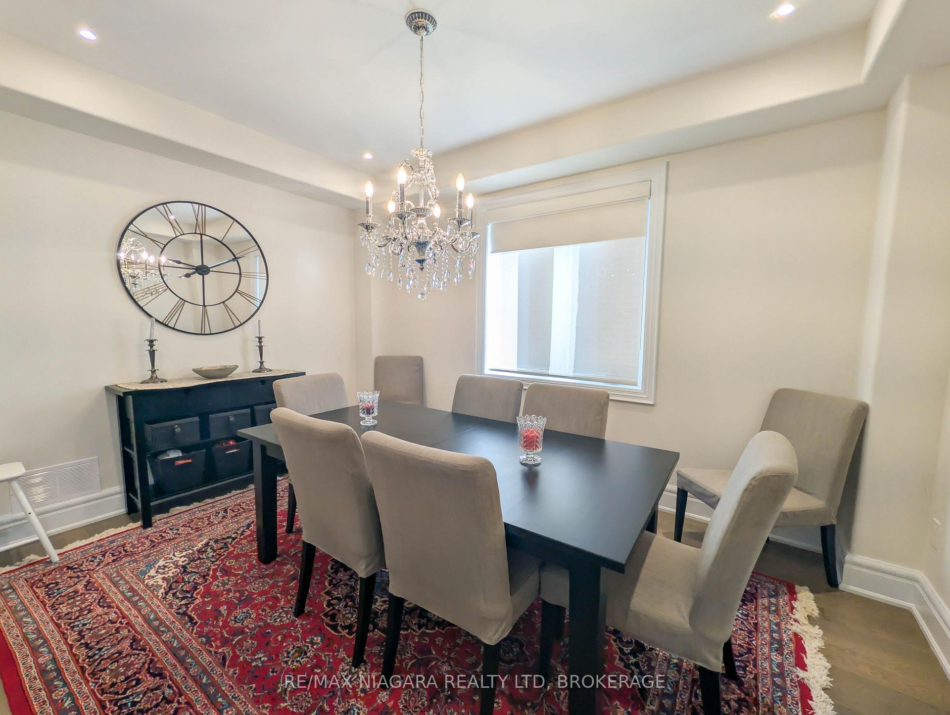 Photo 17 of 7868 Odell Crescent, Niagara Falls, Brown — HOMEH
