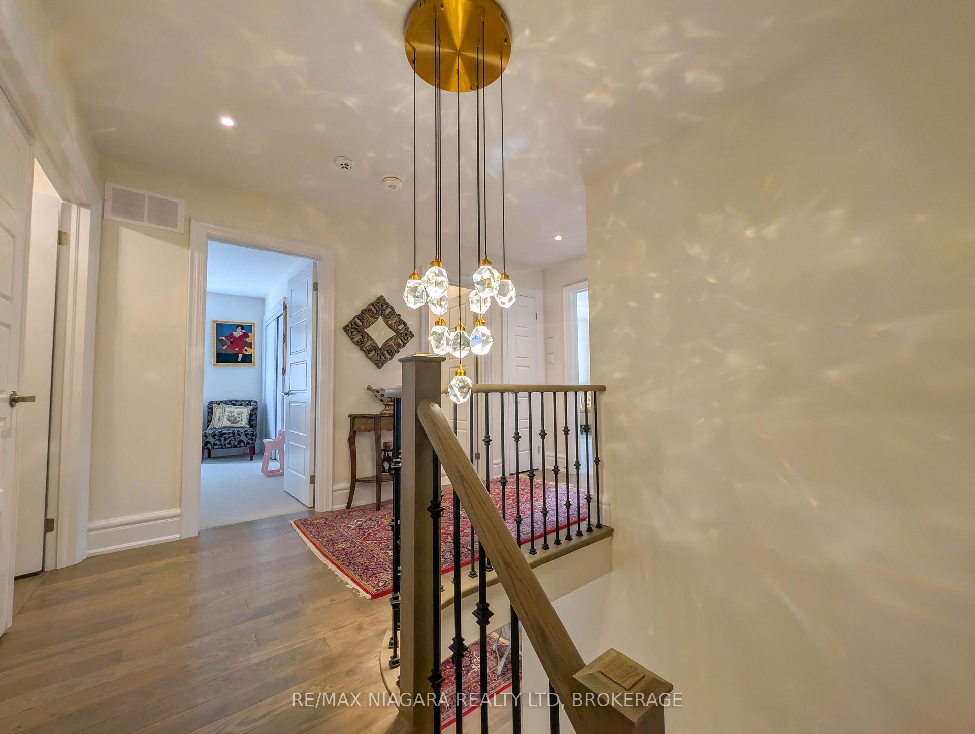 Photo 20 of 7868 Odell Crescent, Niagara Falls, Brown — HOMEH