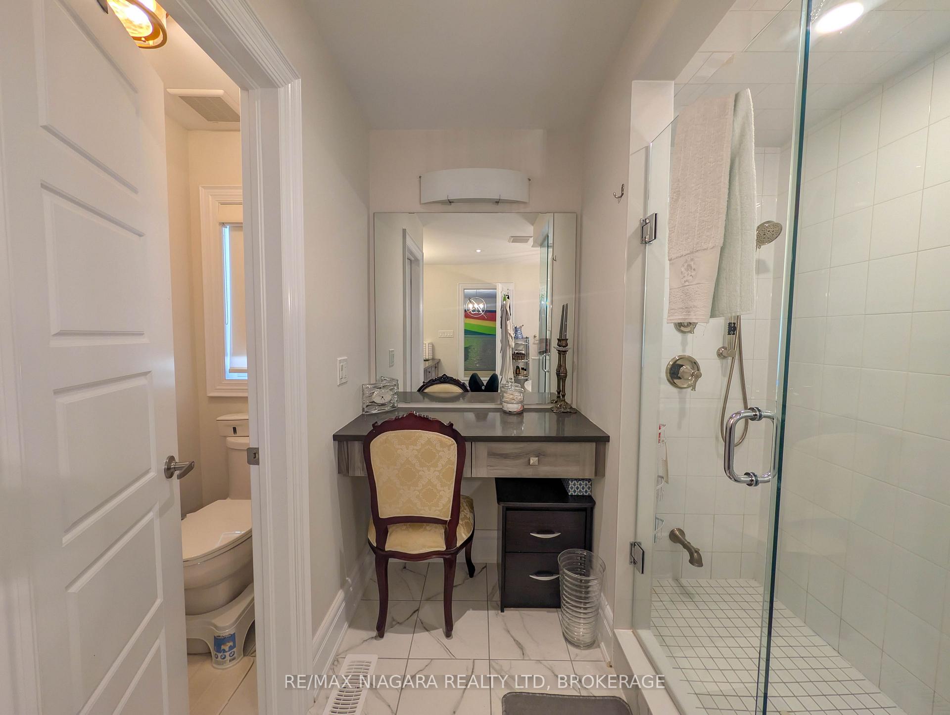 Photo 33 of 7868 Odell Crescent, Niagara Falls, Brown — HOMEH