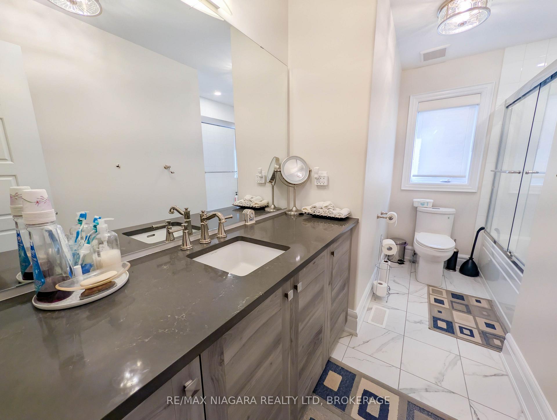 Photo 34 of 7868 Odell Crescent, Niagara Falls, Brown — HOMEH