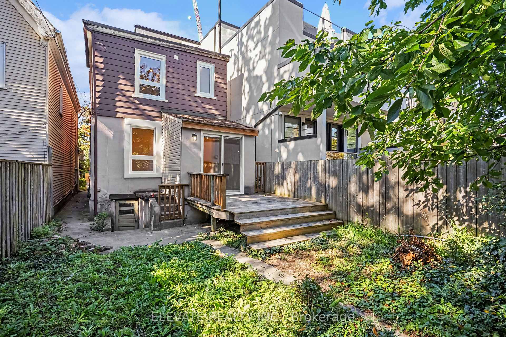 Photo 2 of Unit Main, 617 Clinton Street, Toronto, The Annex — HOMEH