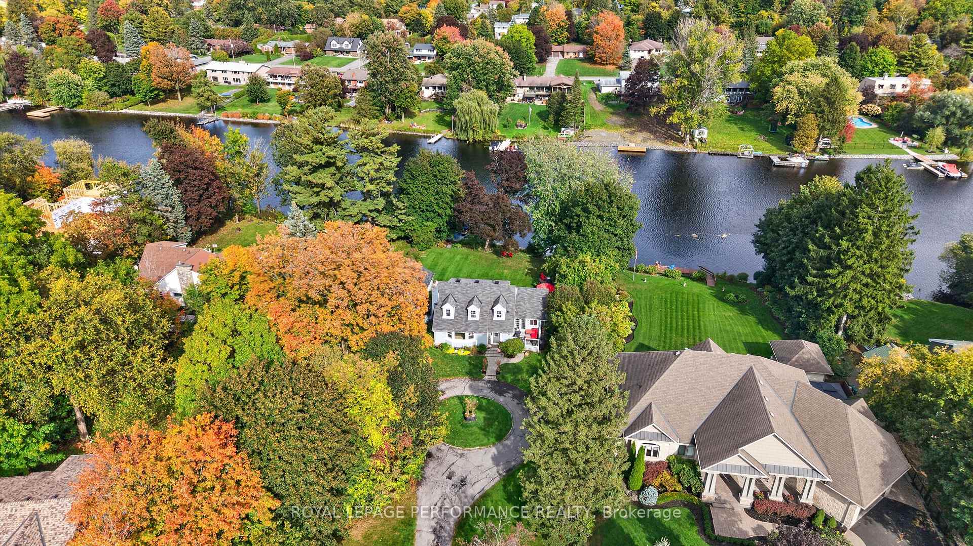 Photo 3 of 5587 Manotick Main Street, Ottawa, Manotick Village & Manotick Estates — HOMEH