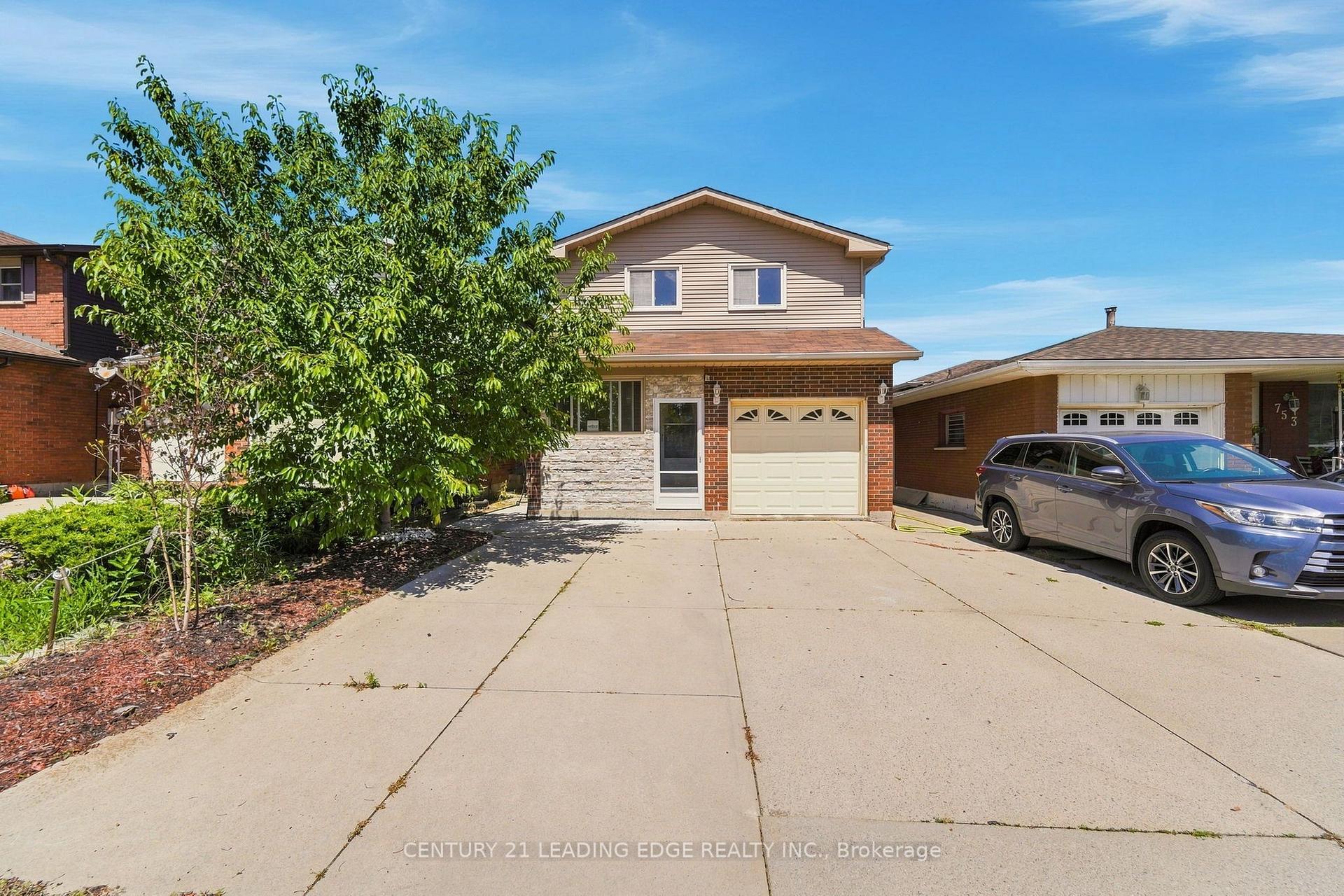 Photo of 749 Stone Church Road E