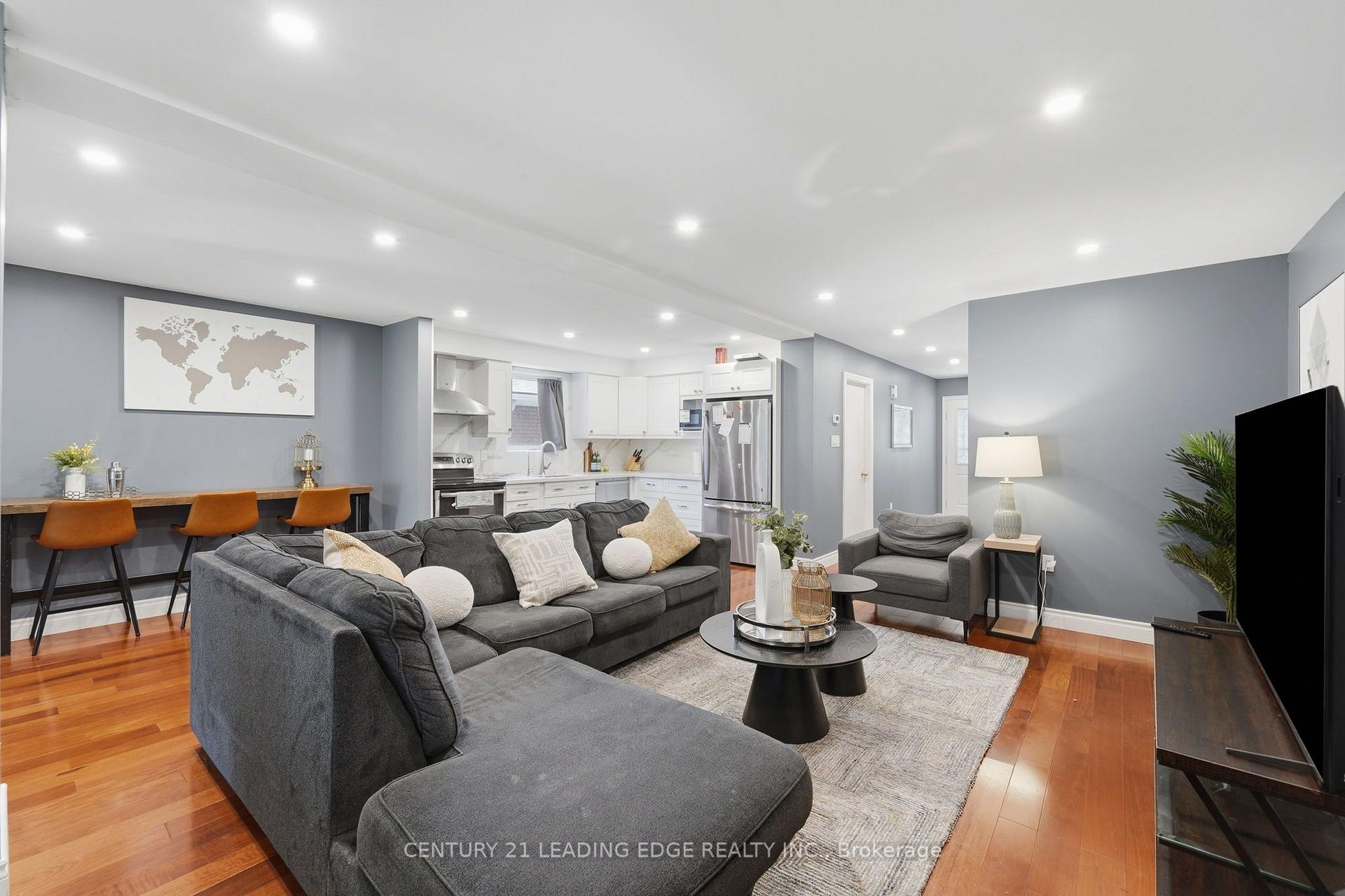 Photo 8 of 749 Stone Church Road E, Hamilton, Randall — HOMEH
