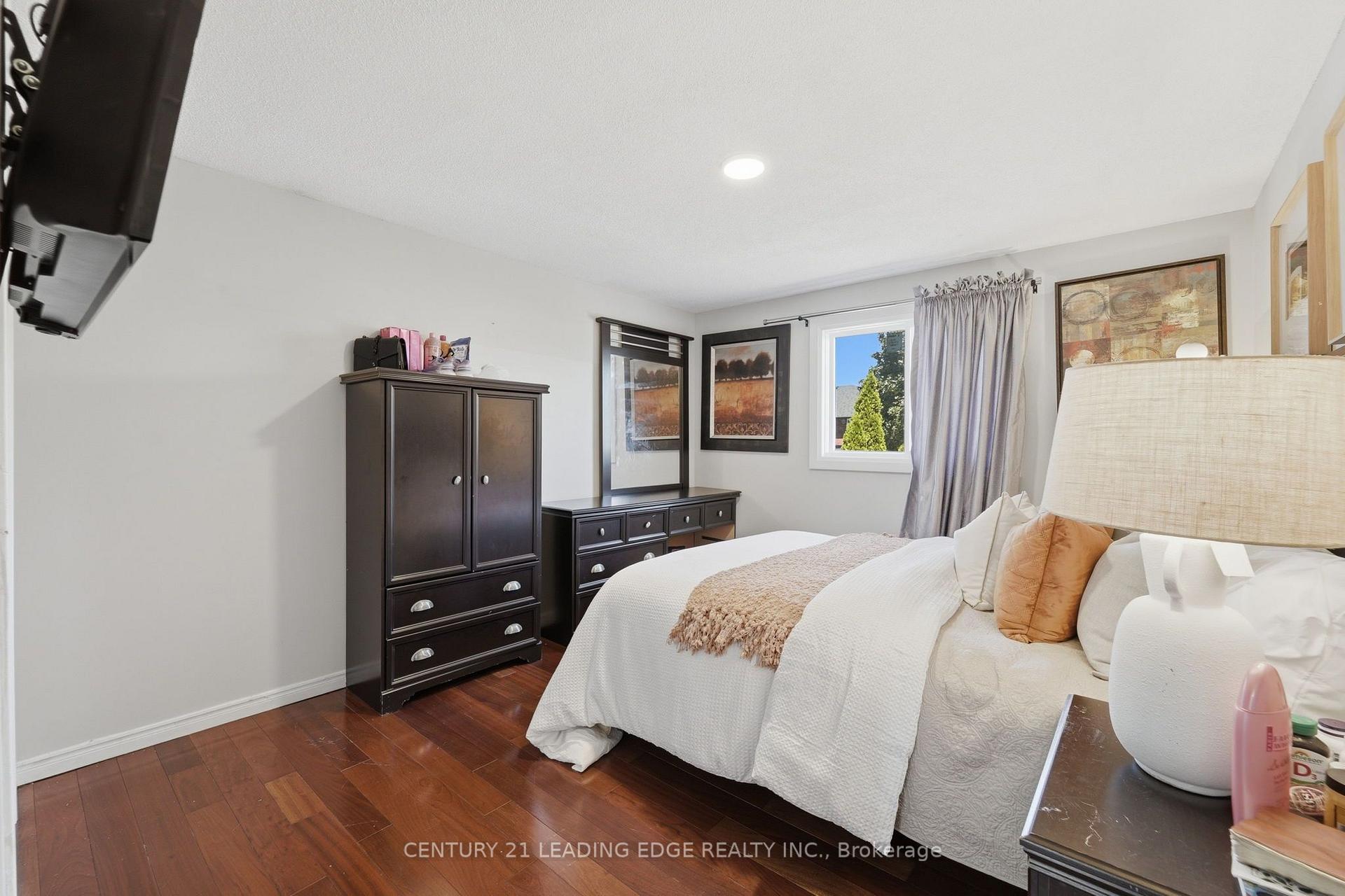 Photo 29 of 749 Stone Church Road E, Hamilton, Randall — HOMEH