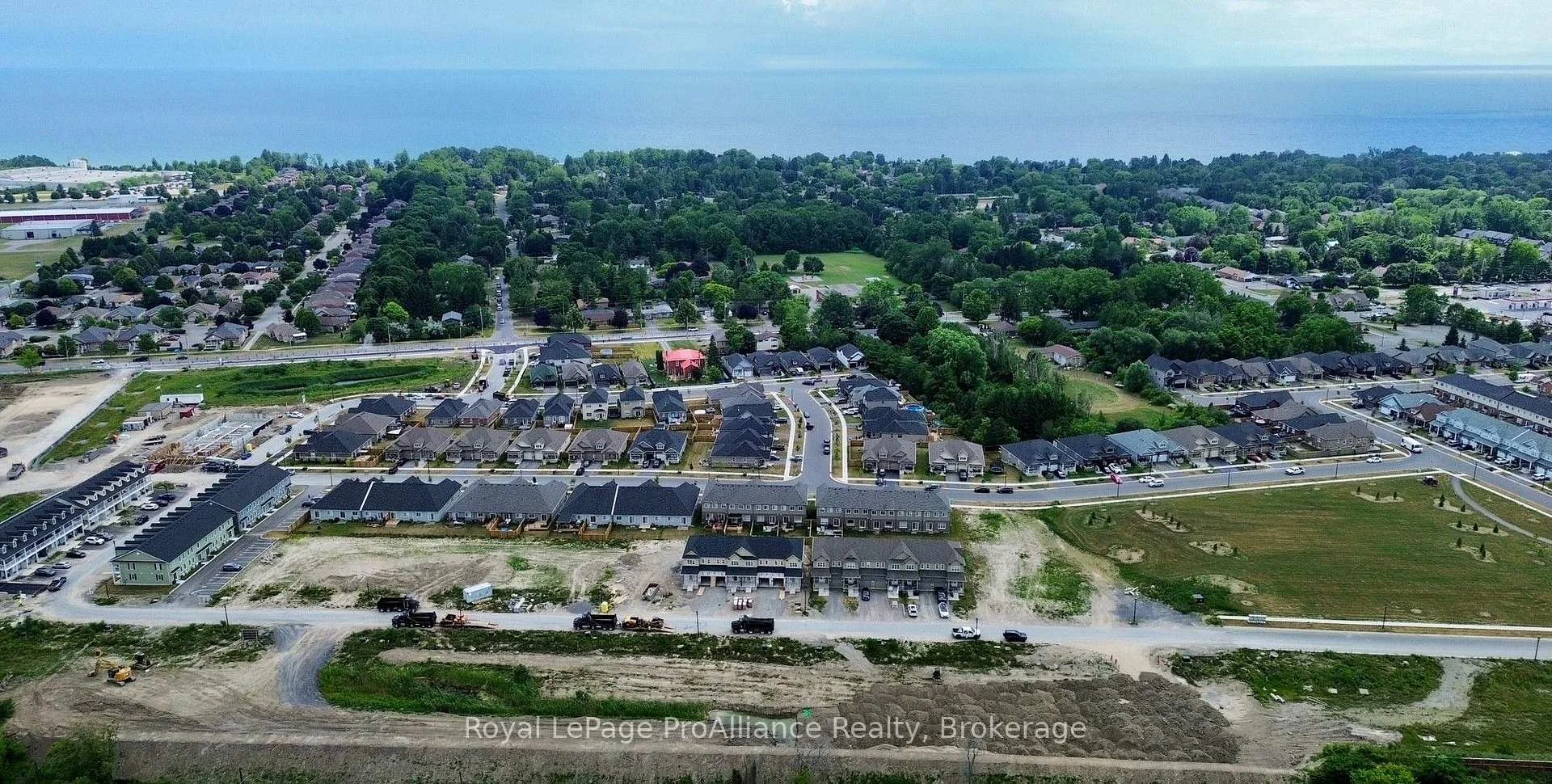 Photo 33 of Unit 3, Blk 53 Drewery Road, Cobourg — HOMEH