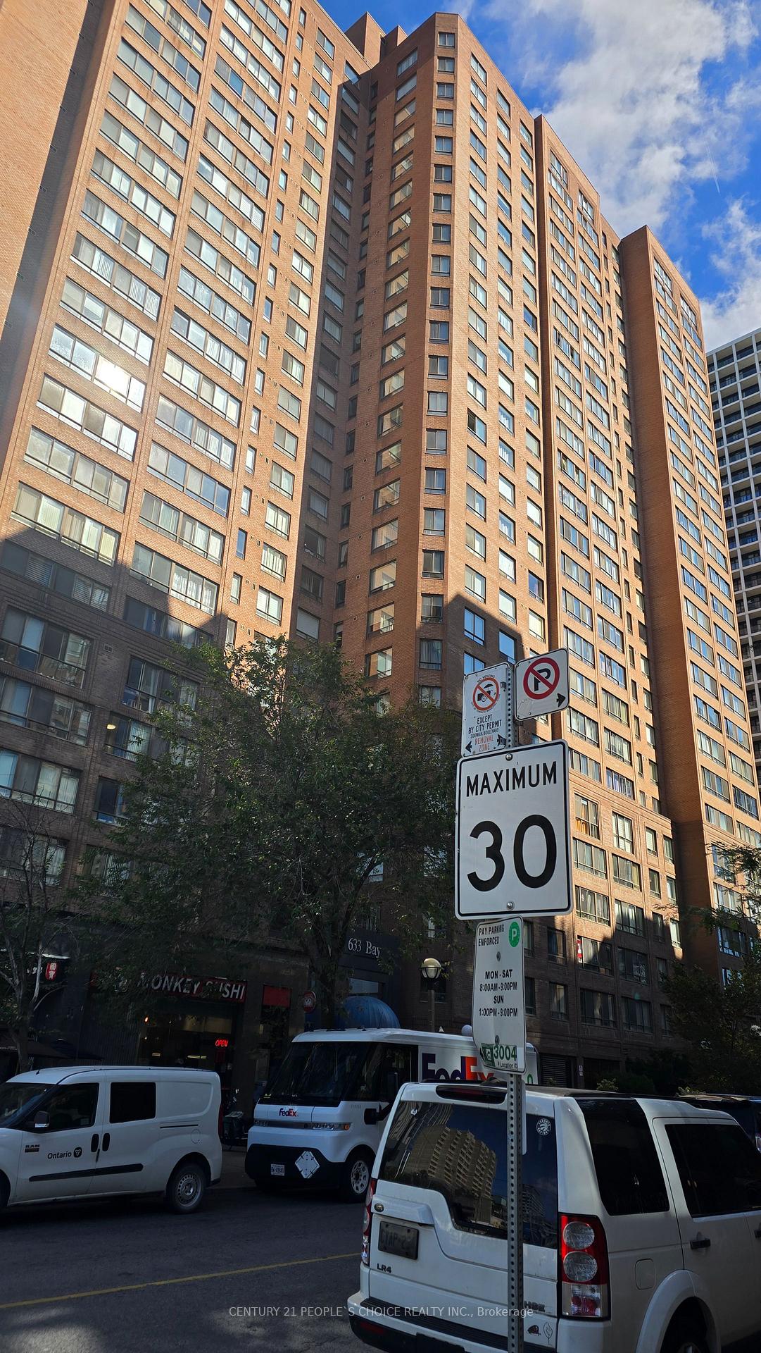 Photo 2 of Unit 2604, 633 Bay Street, Toronto, Bay Street Corridor — HOMEH