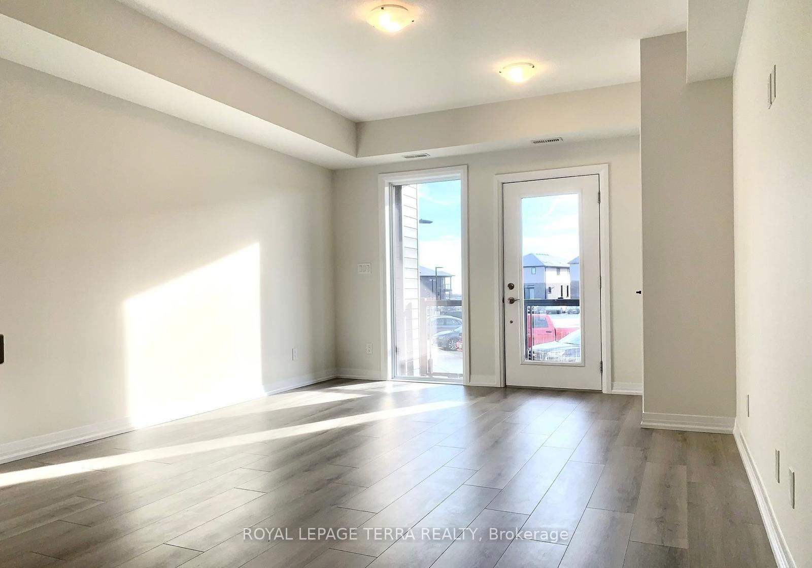 Photo 3 of Unit 38, 261 Woodbine Avenue, Kitchener, Huron Park — HOMEH
