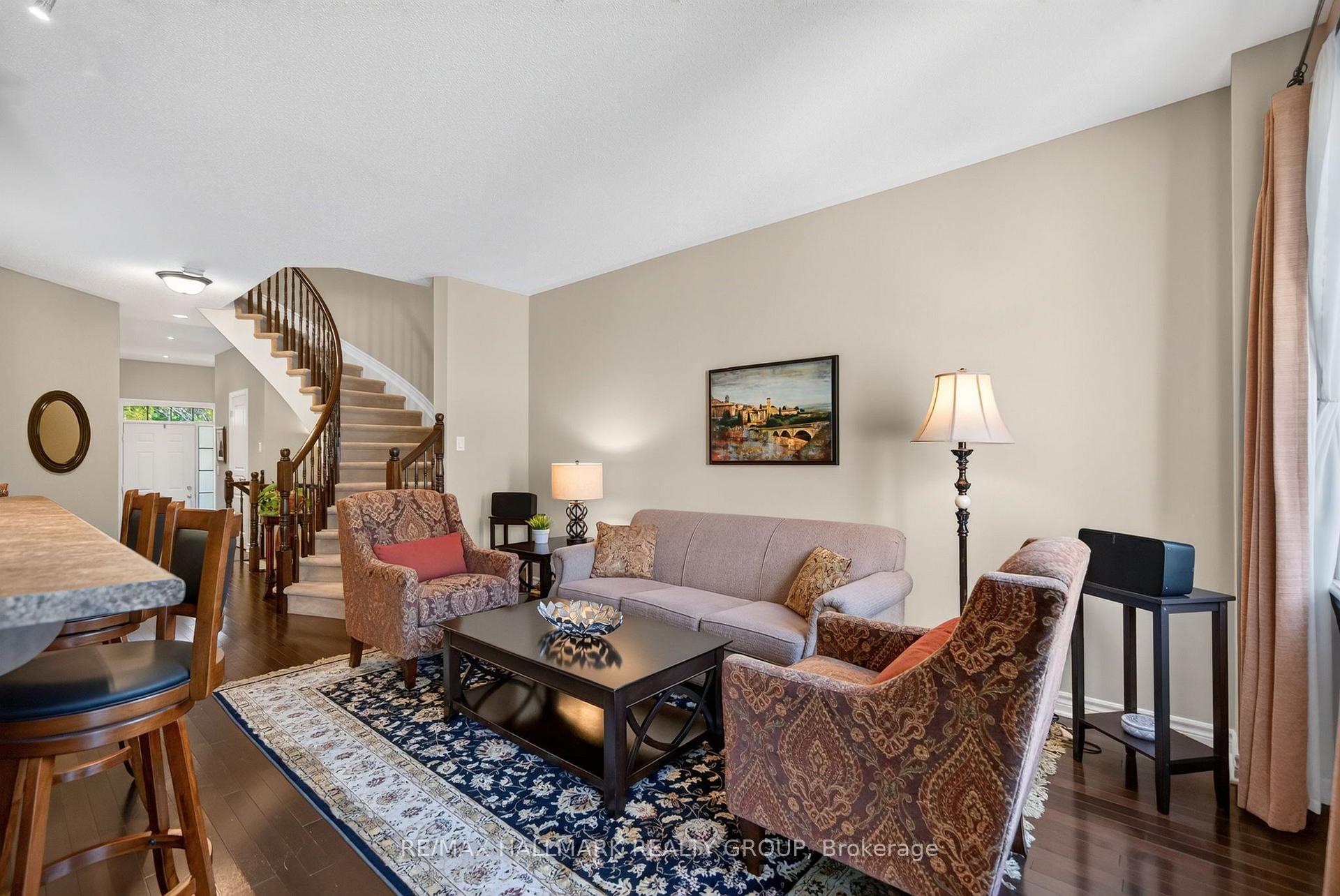 Photo 11 of 304 Celtic Ridge Crescent, Ottawa, Kanata - Morgan's Grant/South March — HOMEH