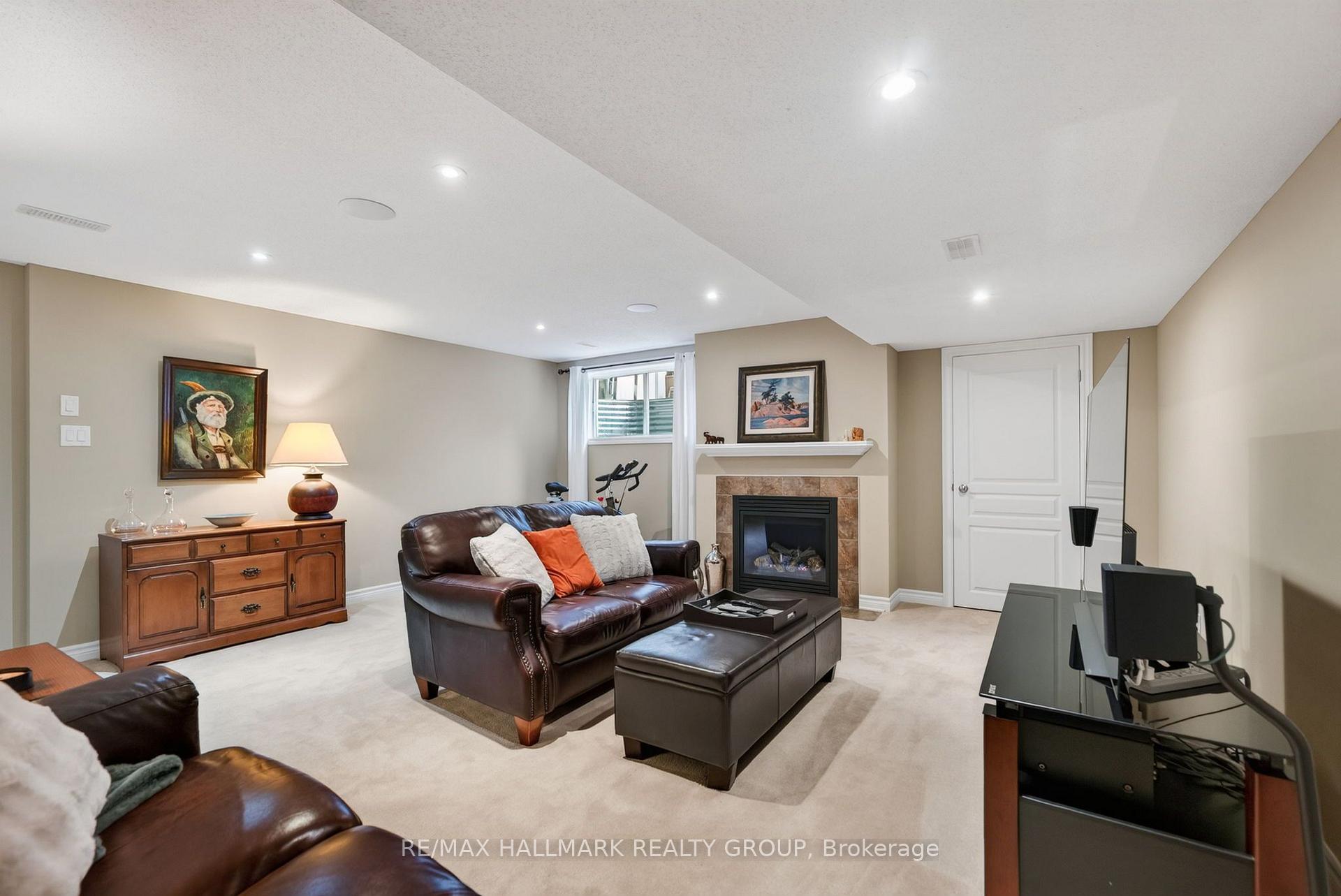 Photo 30 of 304 Celtic Ridge Crescent, Ottawa, Kanata - Morgan's Grant/South March — HOMEH