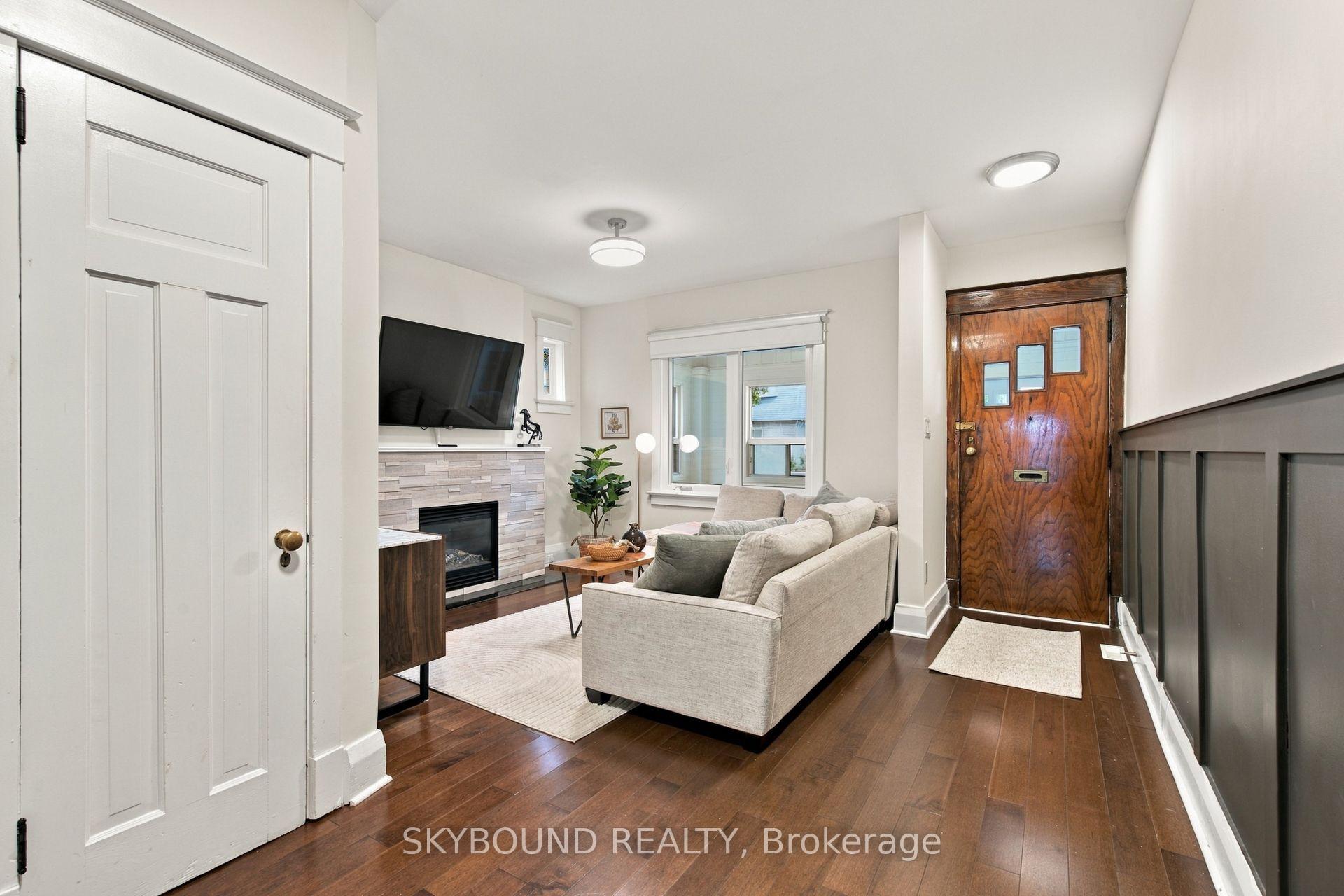 Photo 7 of 45 Westlake Avenue, Toronto, East End-Danforth — HOMEH