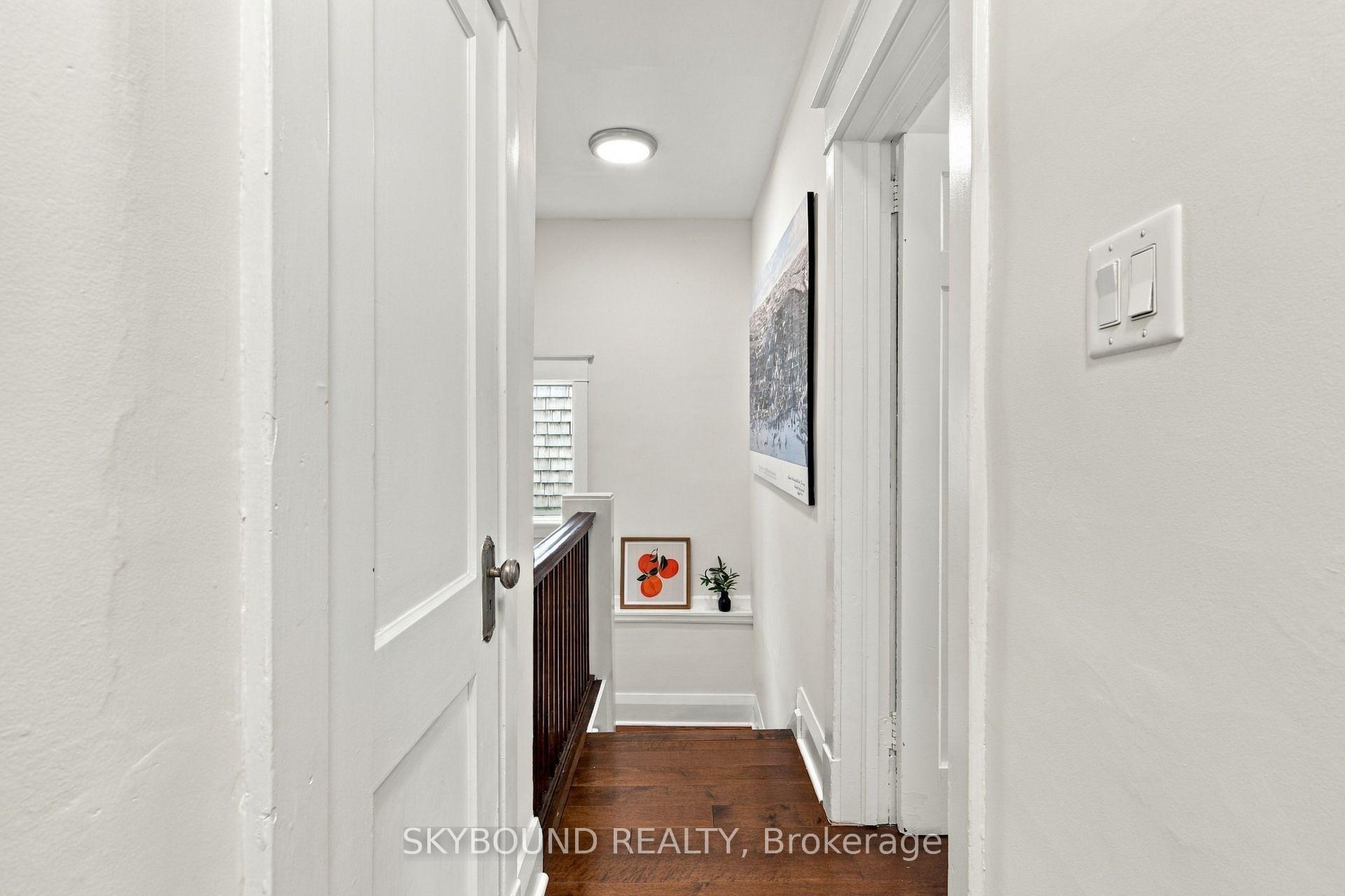 Photo 13 of 45 Westlake Avenue, Toronto, East End-Danforth — HOMEH