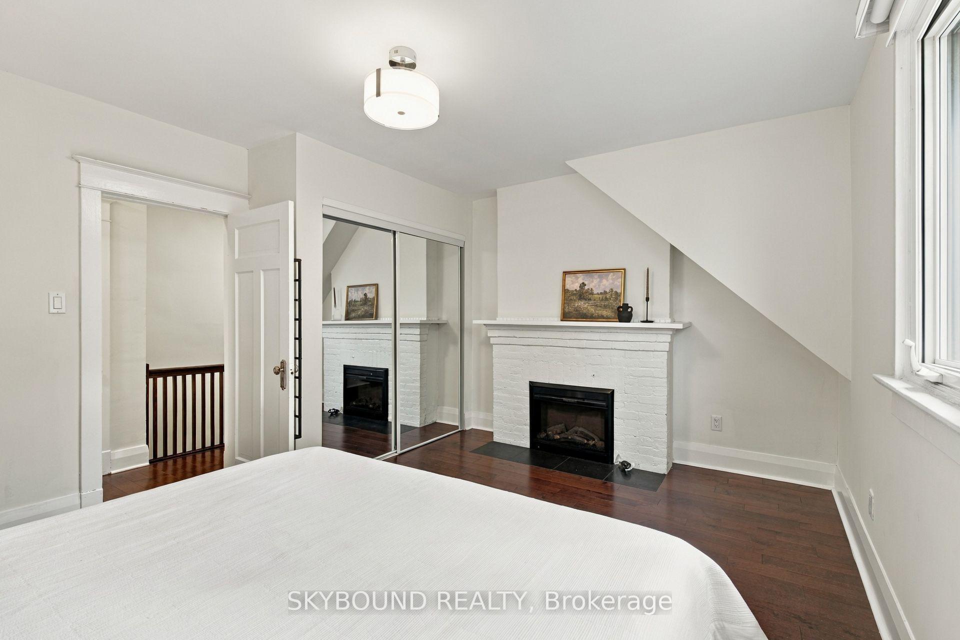 Photo 15 of 45 Westlake Avenue, Toronto, East End-Danforth — HOMEH