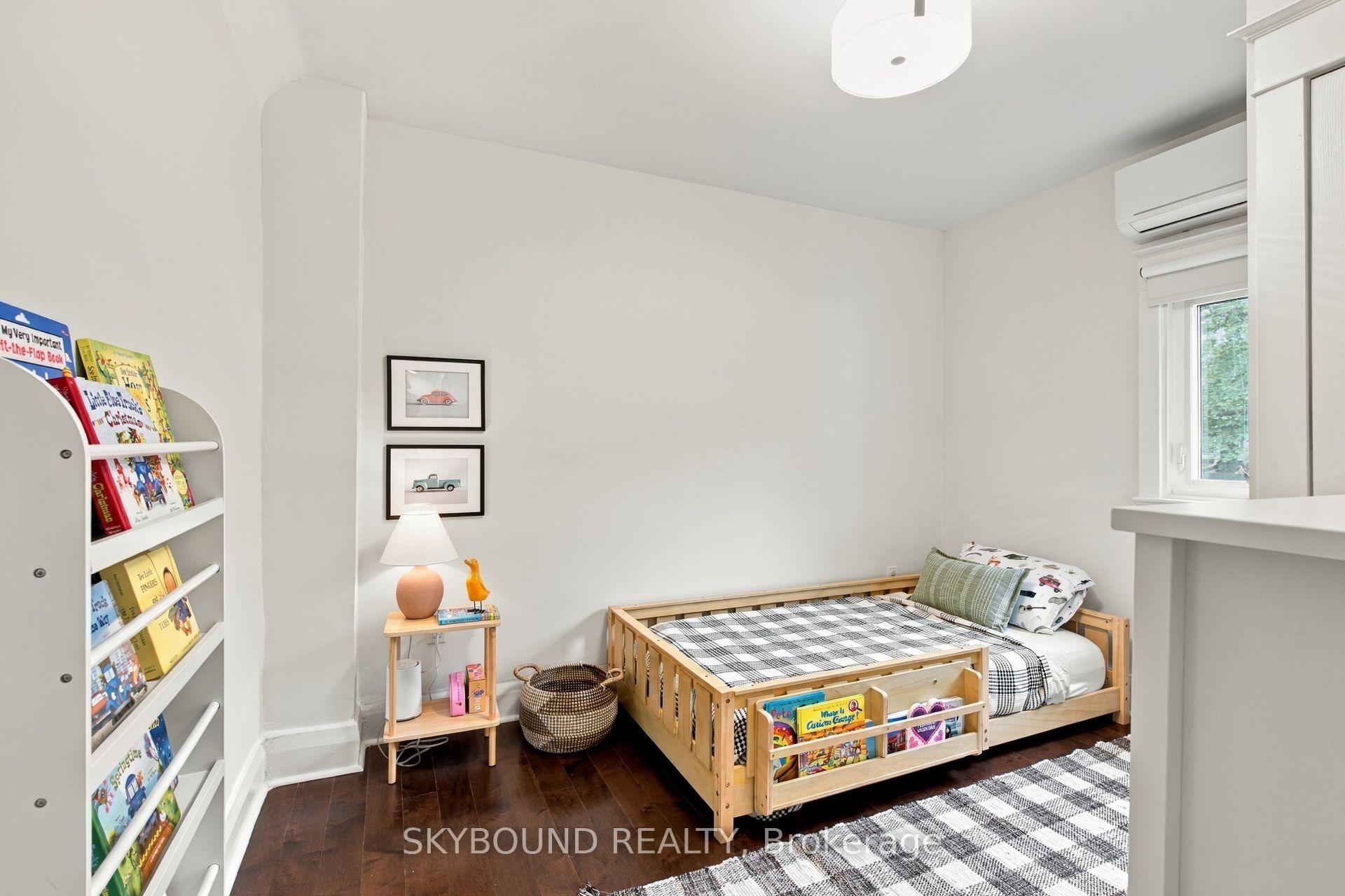 Photo 18 of 45 Westlake Avenue, Toronto, East End-Danforth — HOMEH