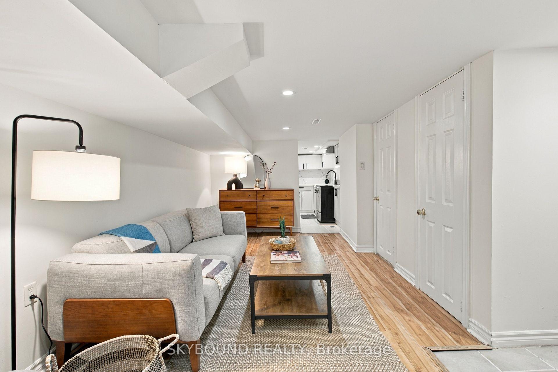 Photo 21 of 45 Westlake Avenue, Toronto, East End-Danforth — HOMEH