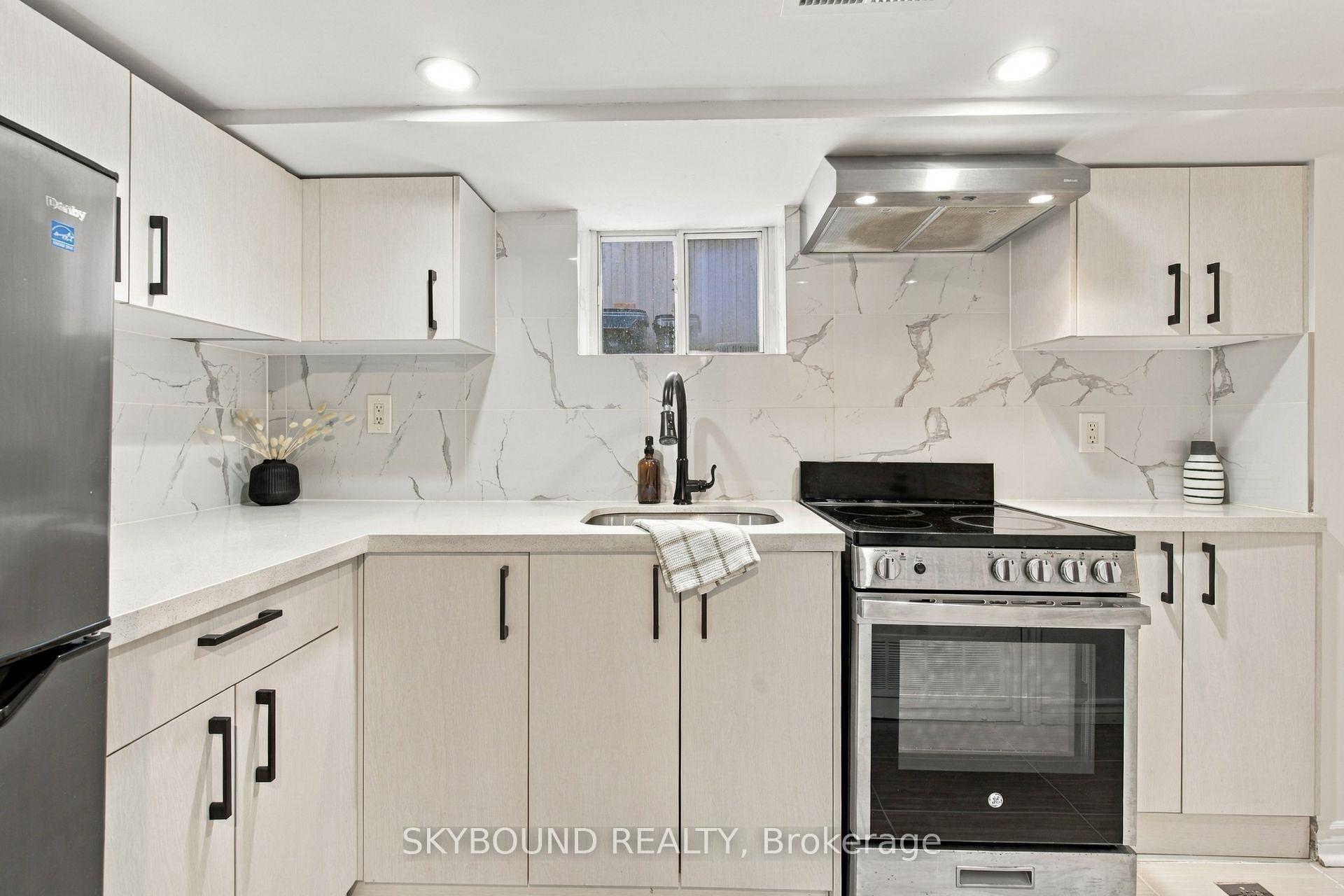 Photo 22 of 45 Westlake Avenue, Toronto, East End-Danforth — HOMEH
