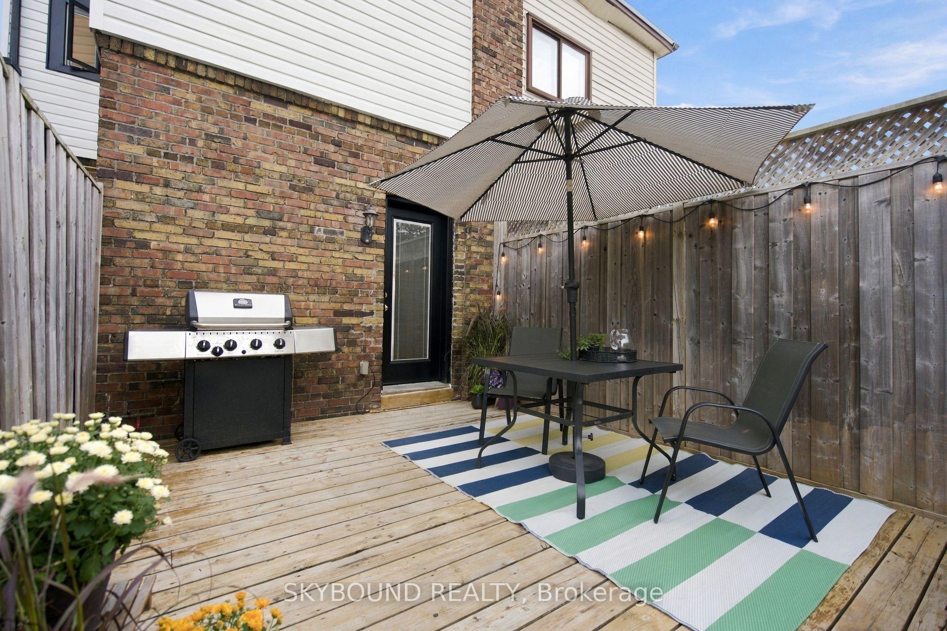 Photo 25 of 45 Westlake Avenue, Toronto, East End-Danforth — HOMEH