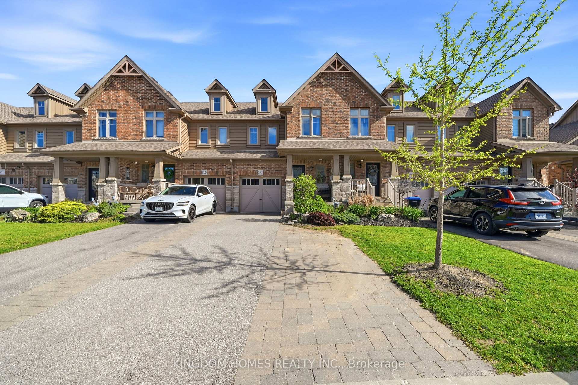 Photo of 257 Hutchinson Drive