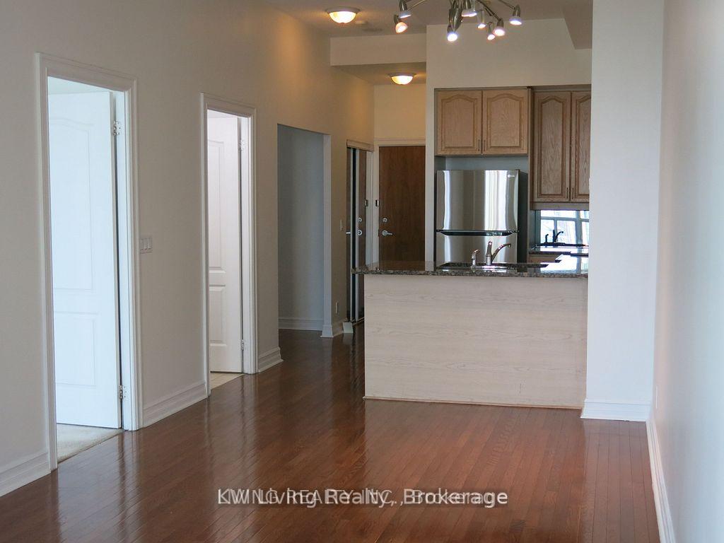 Photo 8 of Unit 2806, 33 Elm Drive W, Mississauga, City Centre — HOMEH