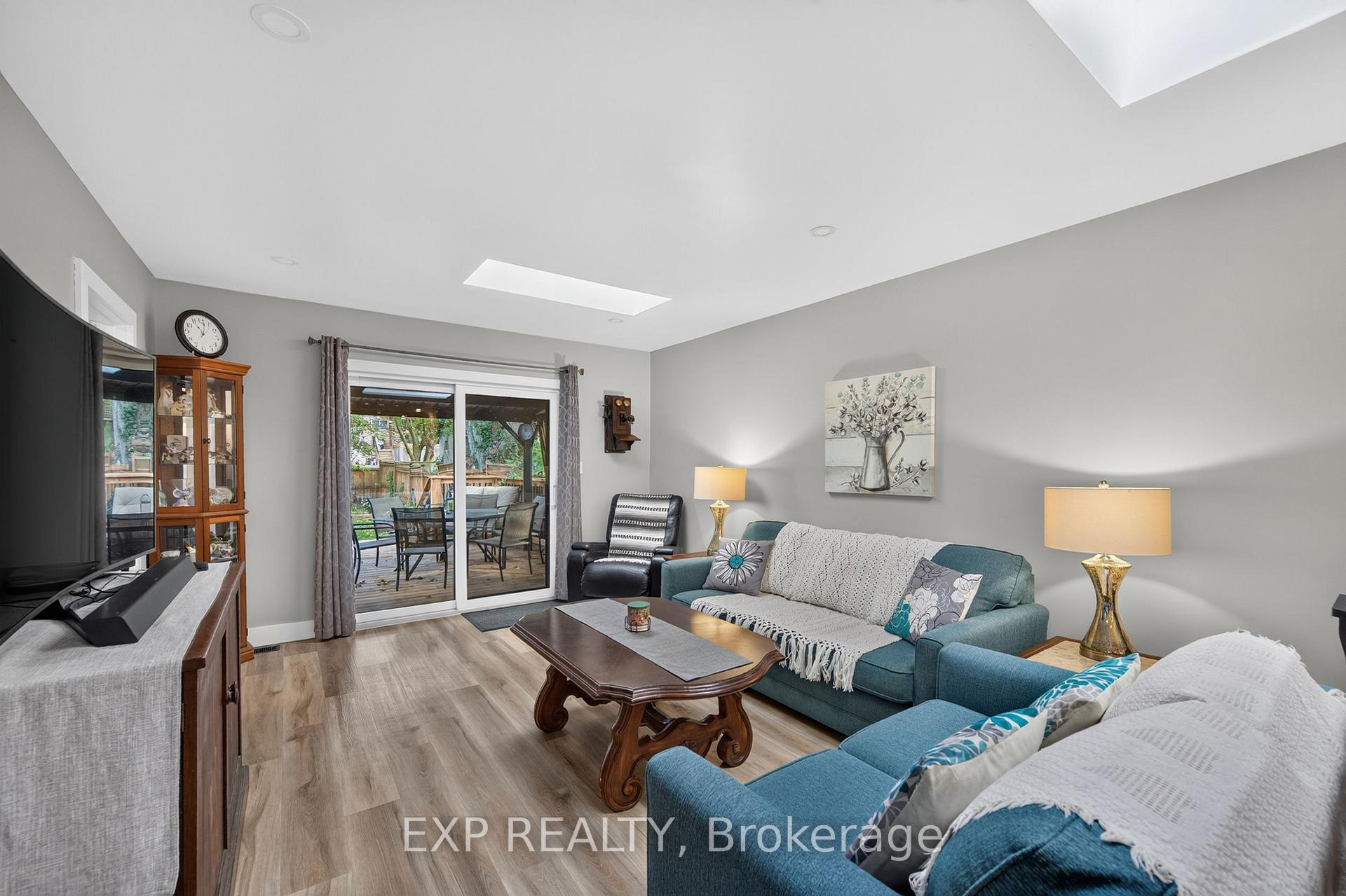Photo 10 of 481 Gold Street, Warwick, Watford — HOMEH