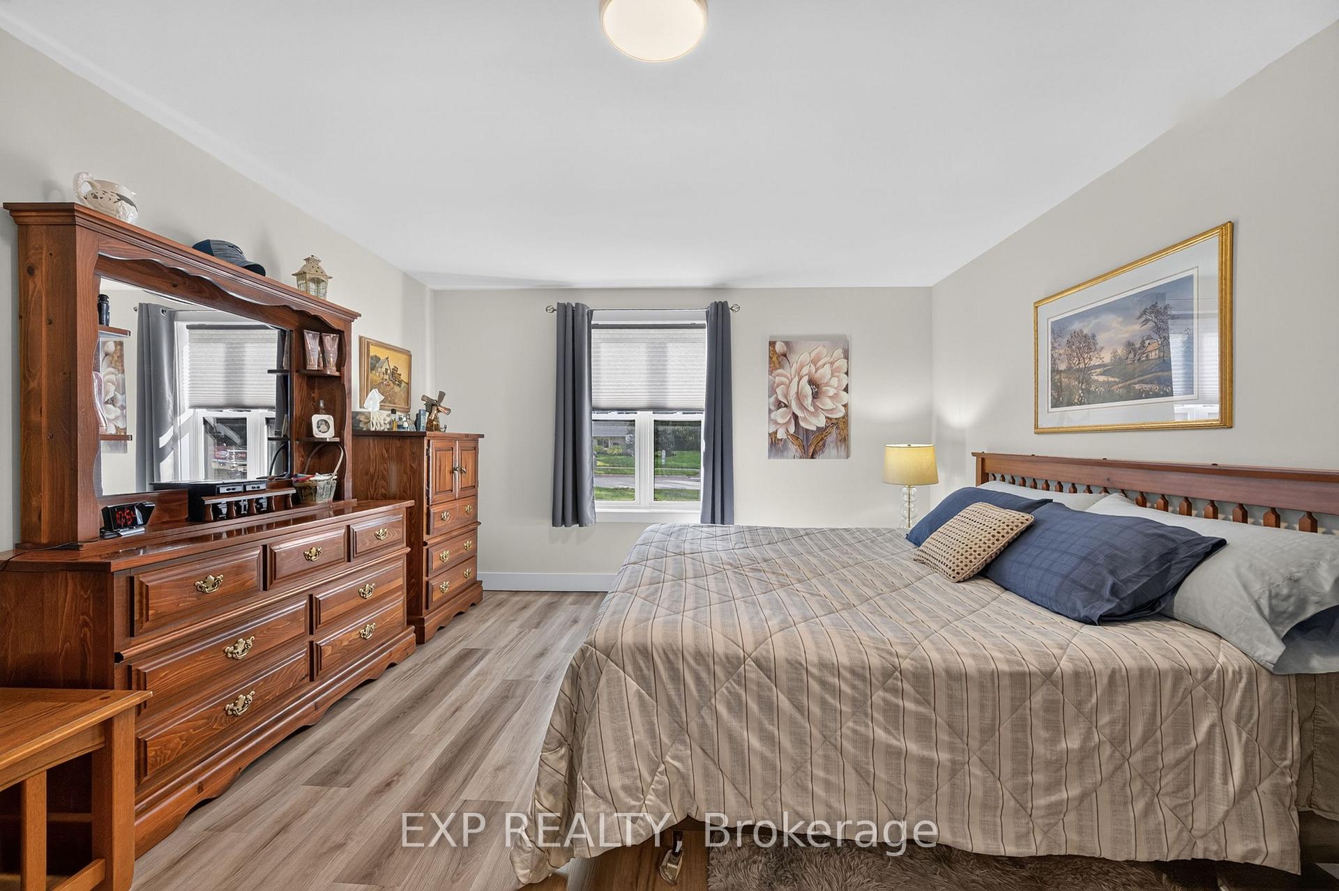 Photo 17 of 481 Gold Street, Warwick, Watford — HOMEH