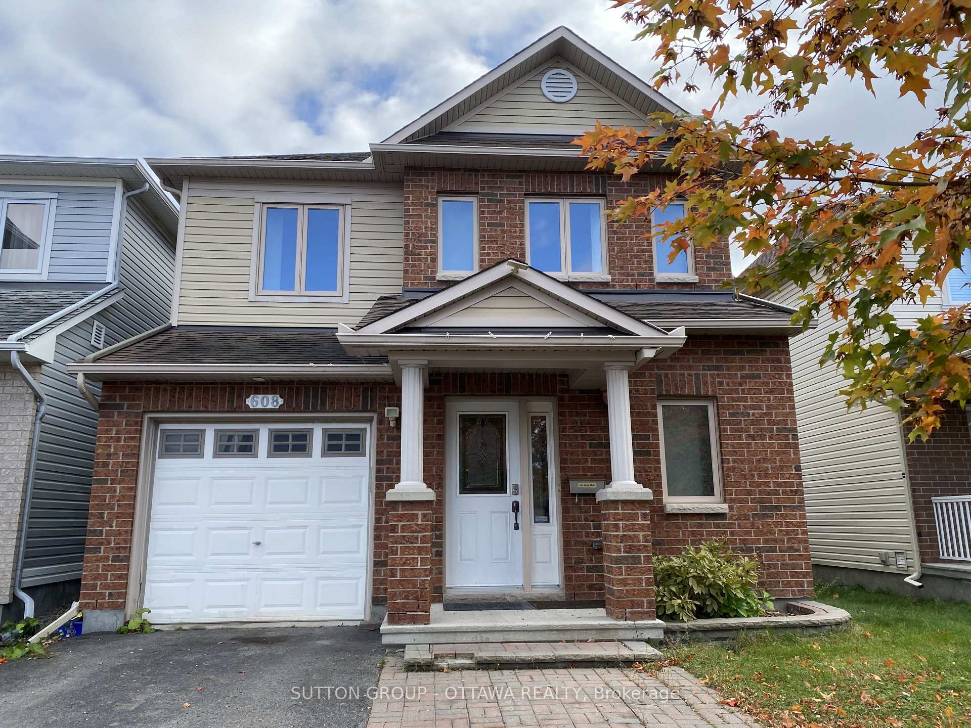 Photo 1 of 608 Clearbrook Drive, Ottawa, Barrhaven - Strandherd — HOMEH