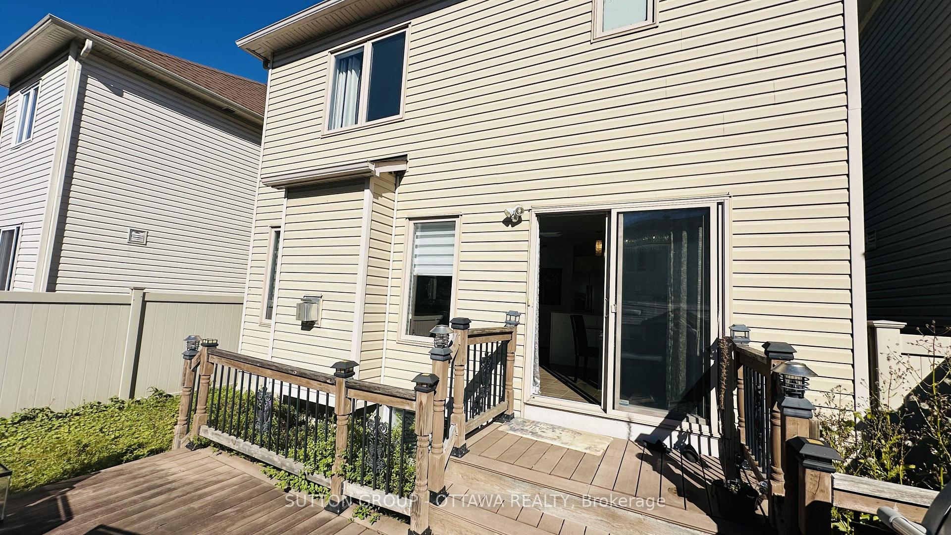 Photo 8 of 608 Clearbrook Drive, Ottawa, Barrhaven - Strandherd — HOMEH