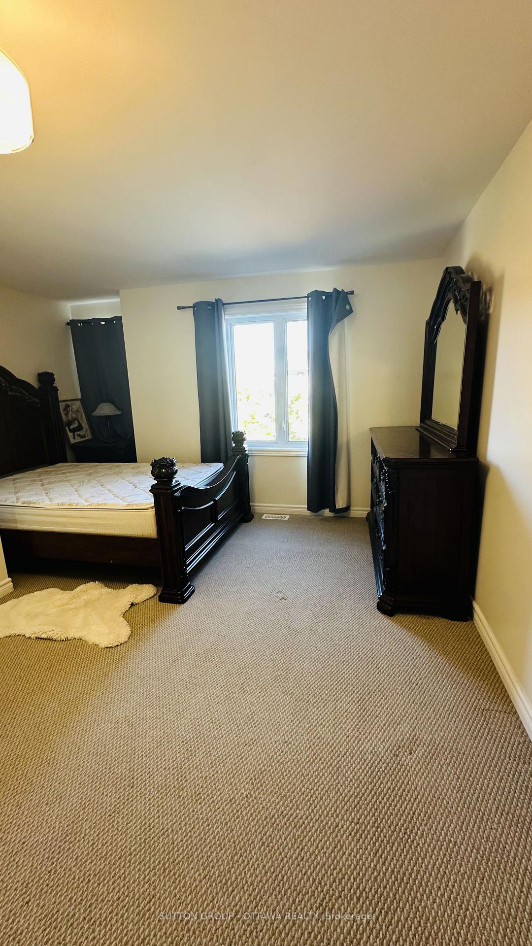 Photo 11 of 608 Clearbrook Drive, Ottawa, Barrhaven - Strandherd — HOMEH