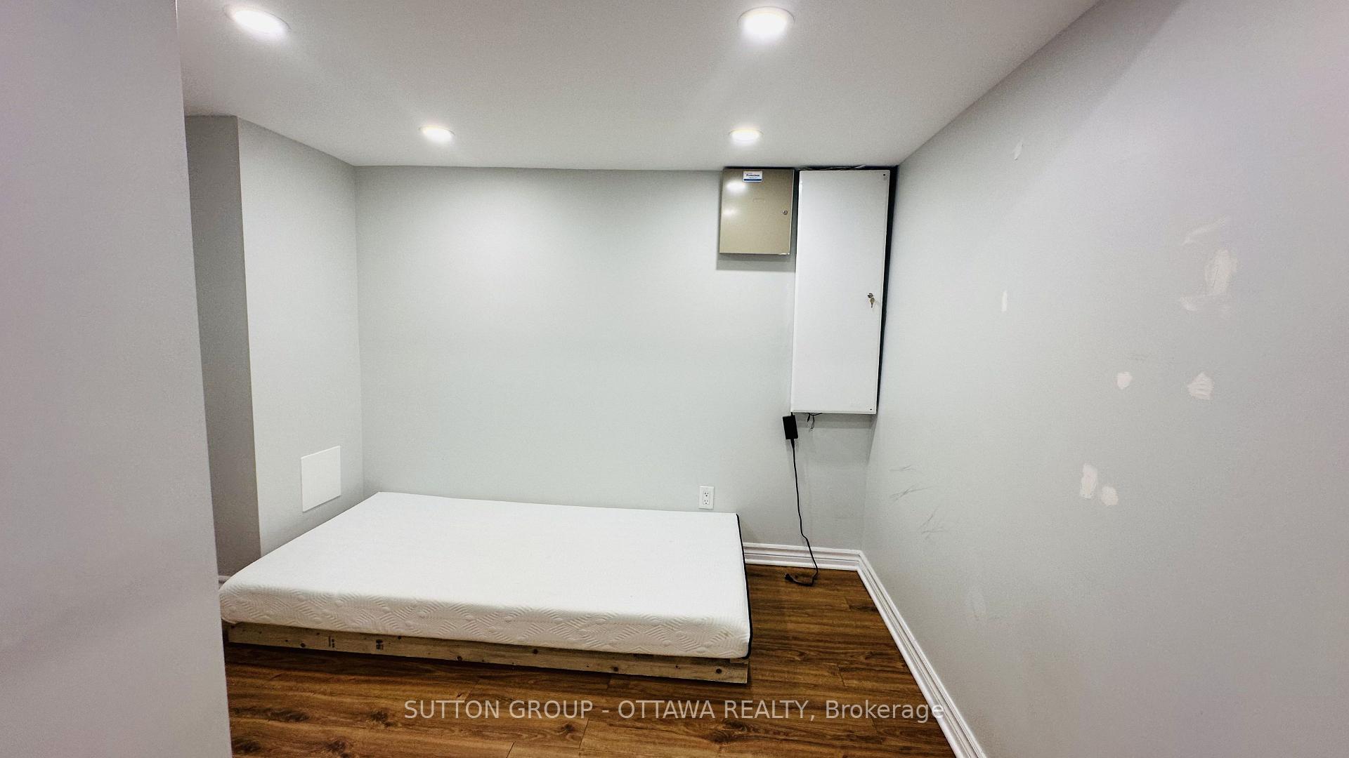 Photo 18 of 608 Clearbrook Drive, Ottawa, Barrhaven - Strandherd — HOMEH