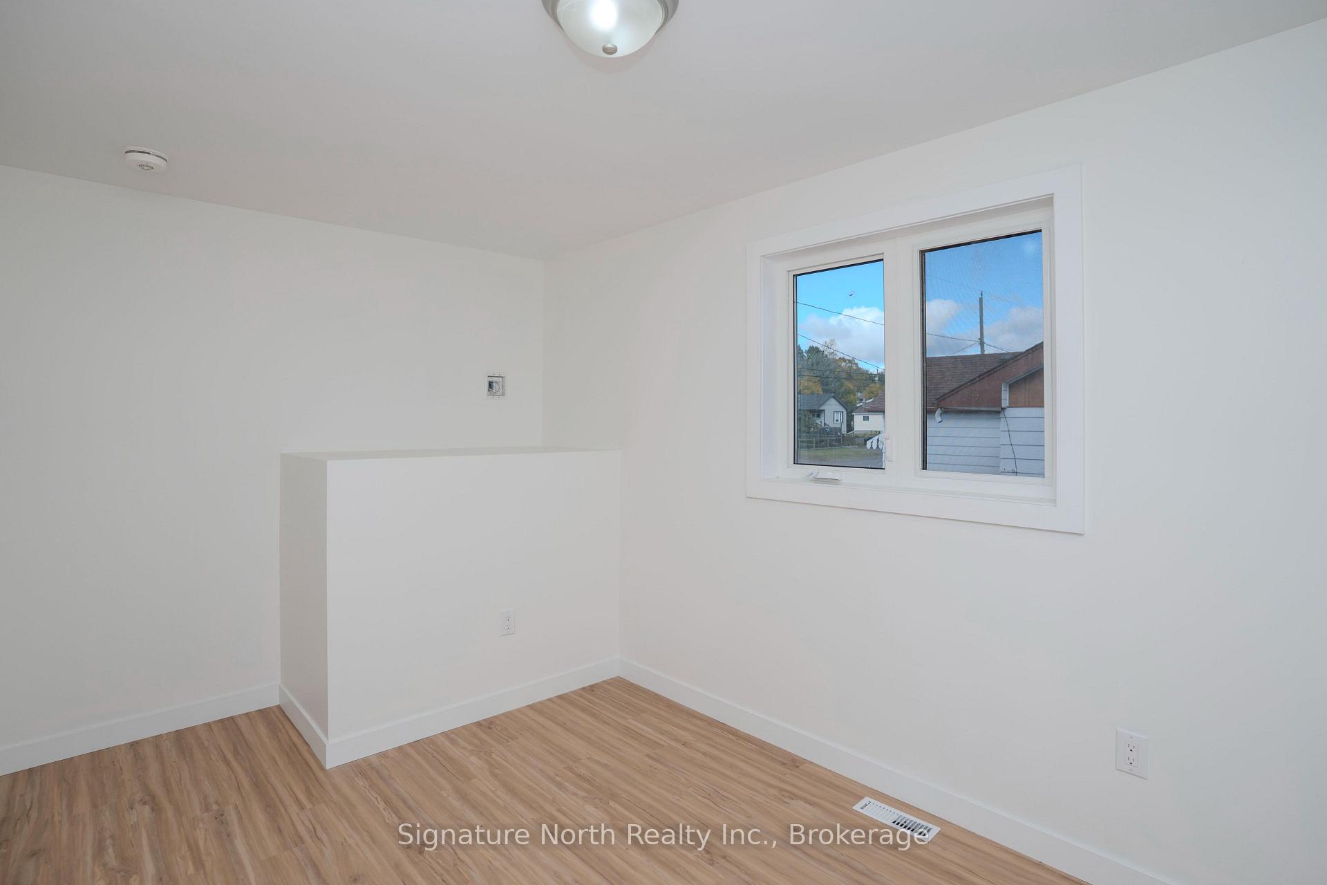Photo 8 of 167 Bruce Street, Thunder Bay, Shuniah — HOMEH