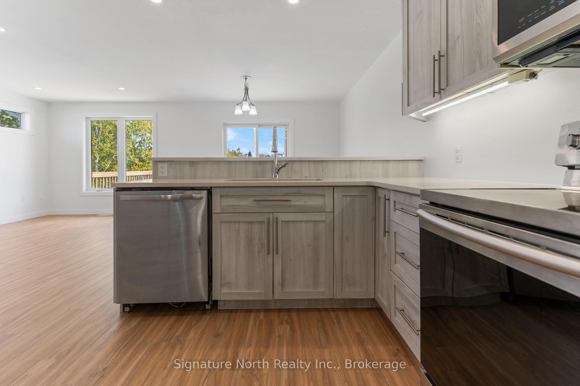 Photo 15 of 167 Bruce Street, Thunder Bay, Shuniah — HOMEH