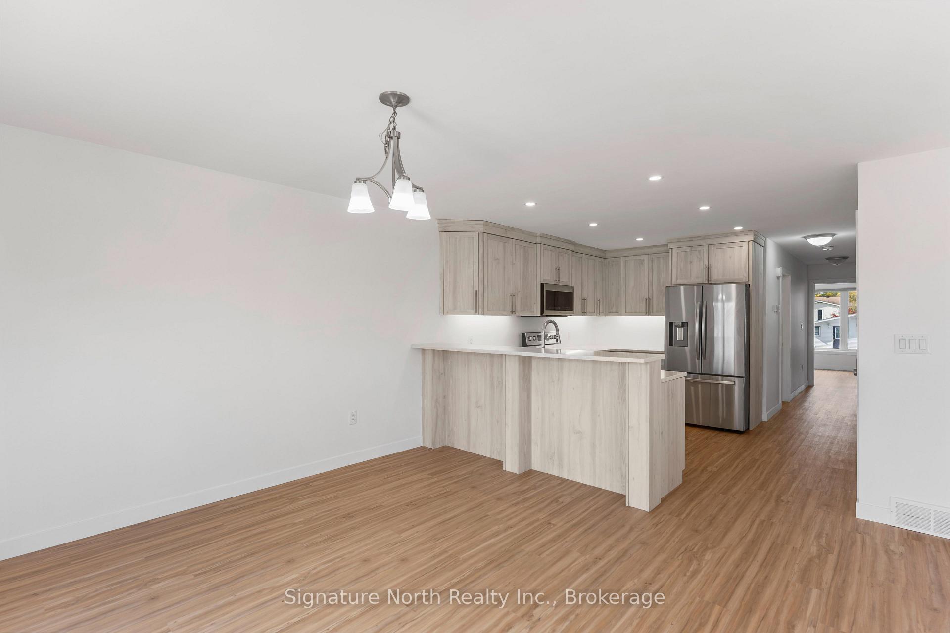 Photo 16 of 167 Bruce Street, Thunder Bay, Shuniah — HOMEH