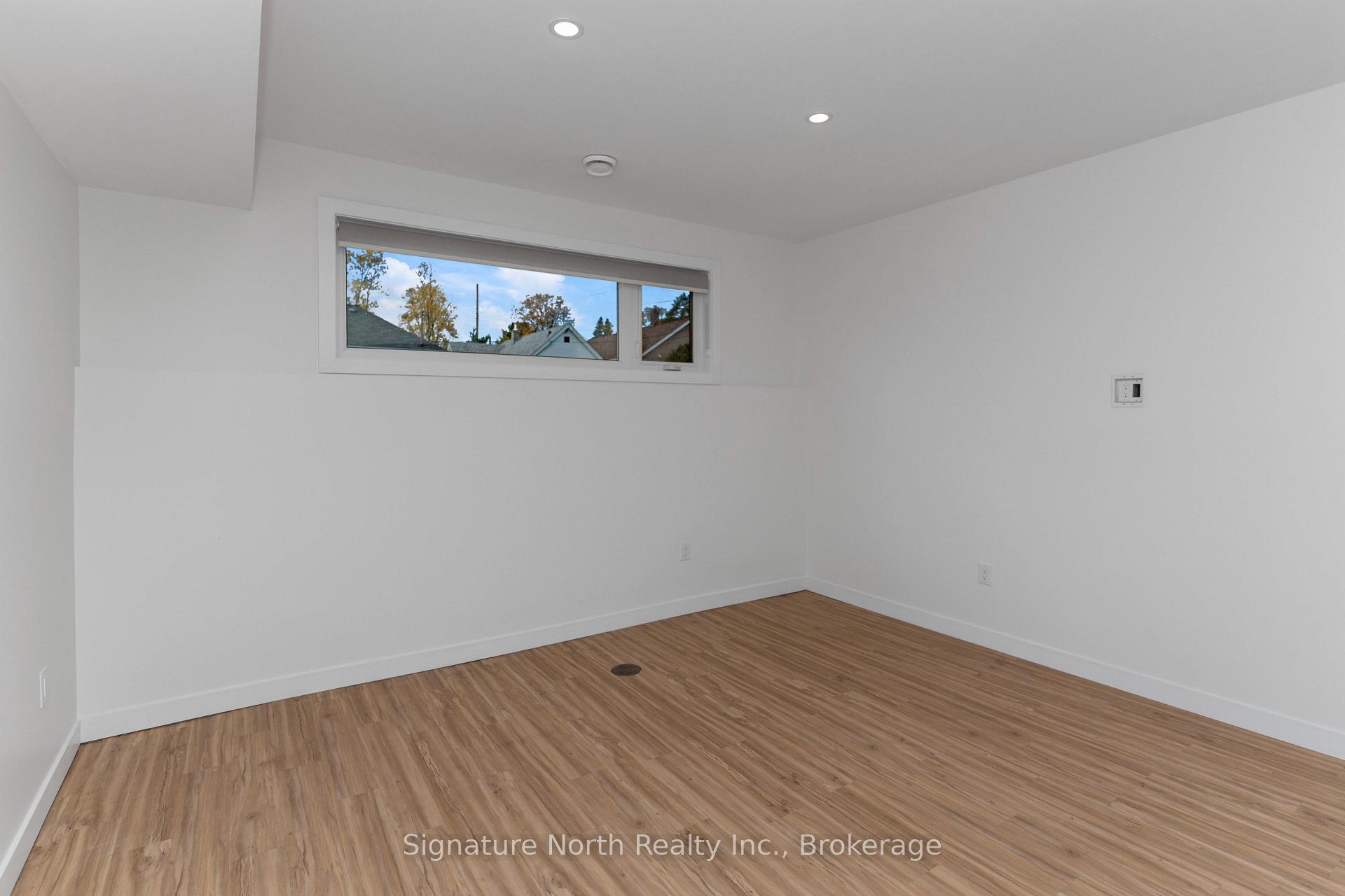 Photo 32 of 167 Bruce Street, Thunder Bay, Shuniah — HOMEH