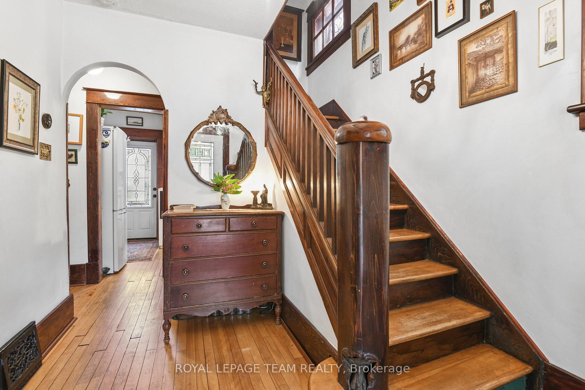 Photo 6 of 7 Thornton Avenue, Ottawa, Glebe — HOMEH