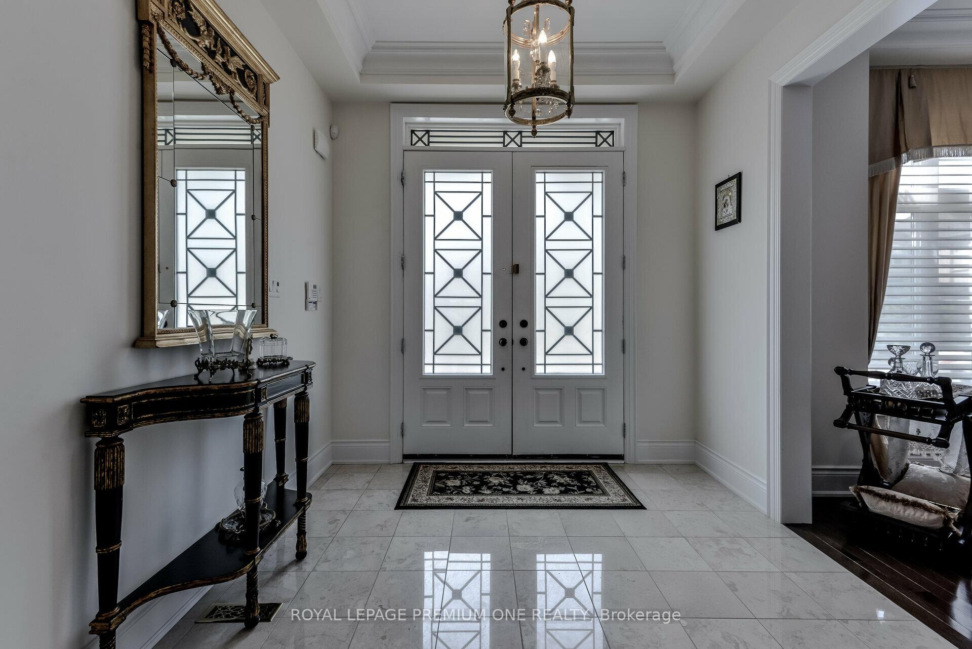 Photo 5 of 107 Headwind Boulevard, Vaughan, Vellore Village — HOMEH