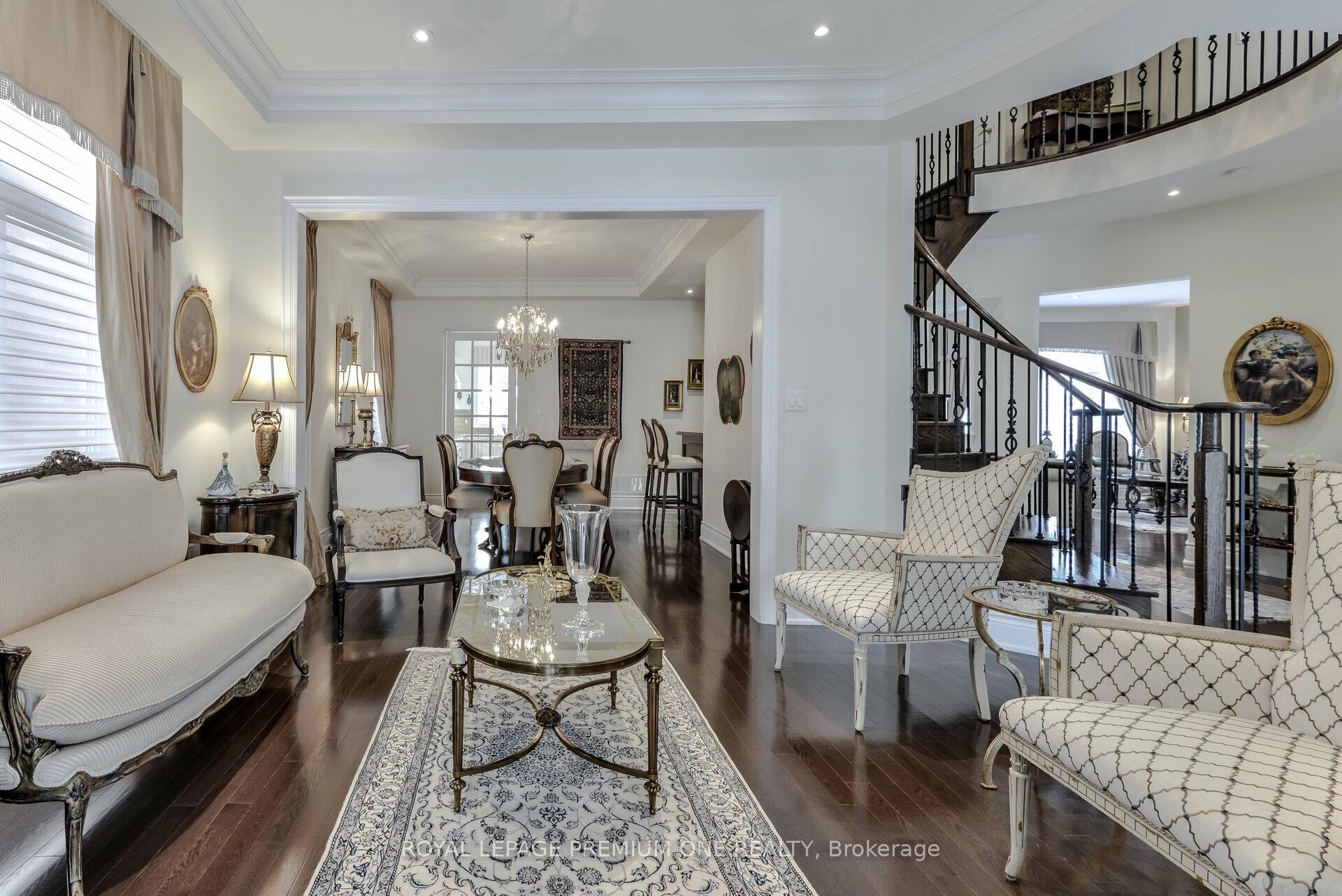 Photo 10 of 107 Headwind Boulevard, Vaughan, Vellore Village — HOMEH