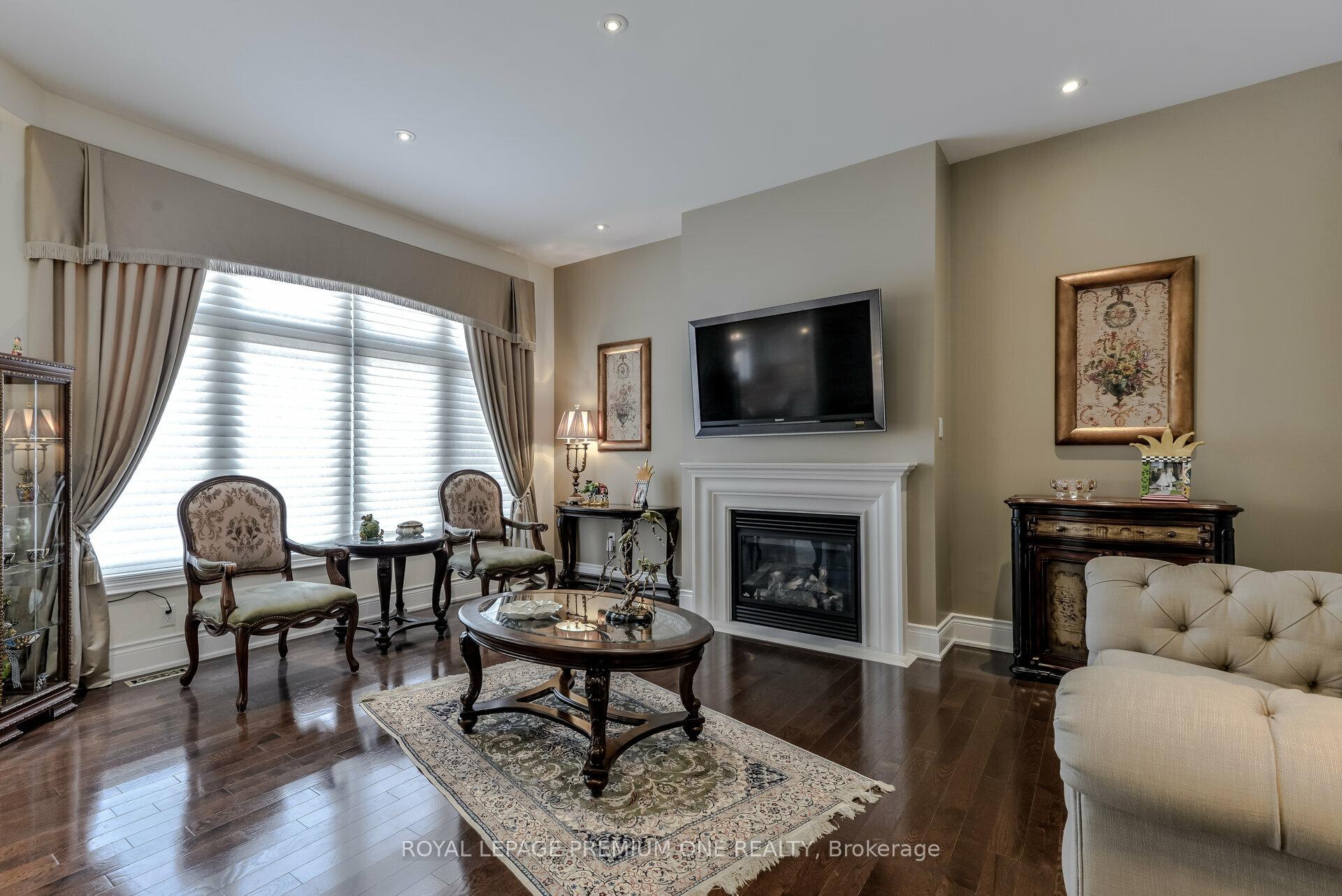 Photo 16 of 107 Headwind Boulevard, Vaughan, Vellore Village — HOMEH