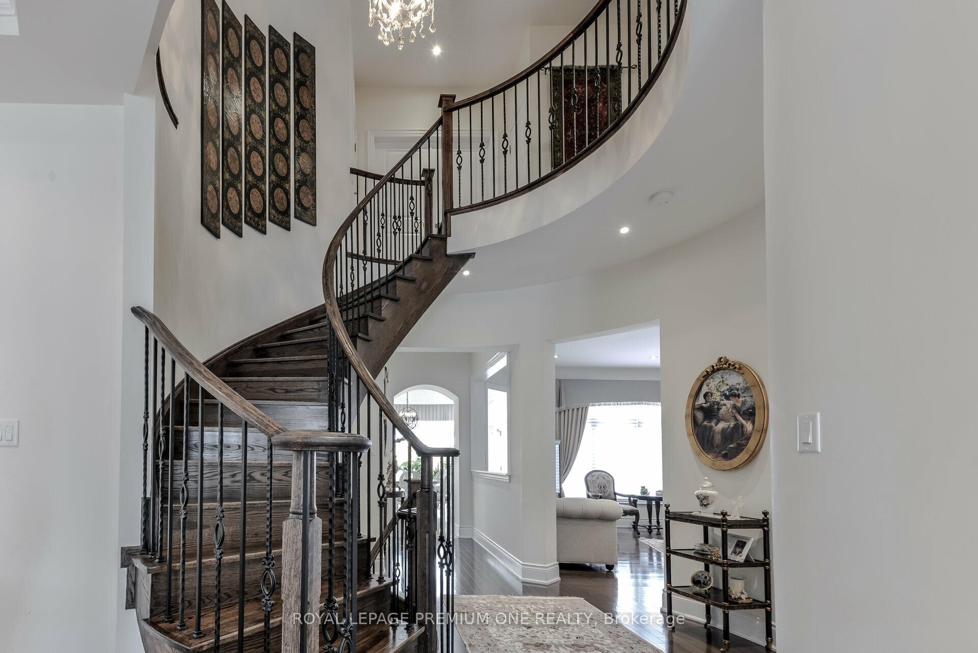 Photo 26 of 107 Headwind Boulevard, Vaughan, Vellore Village — HOMEH