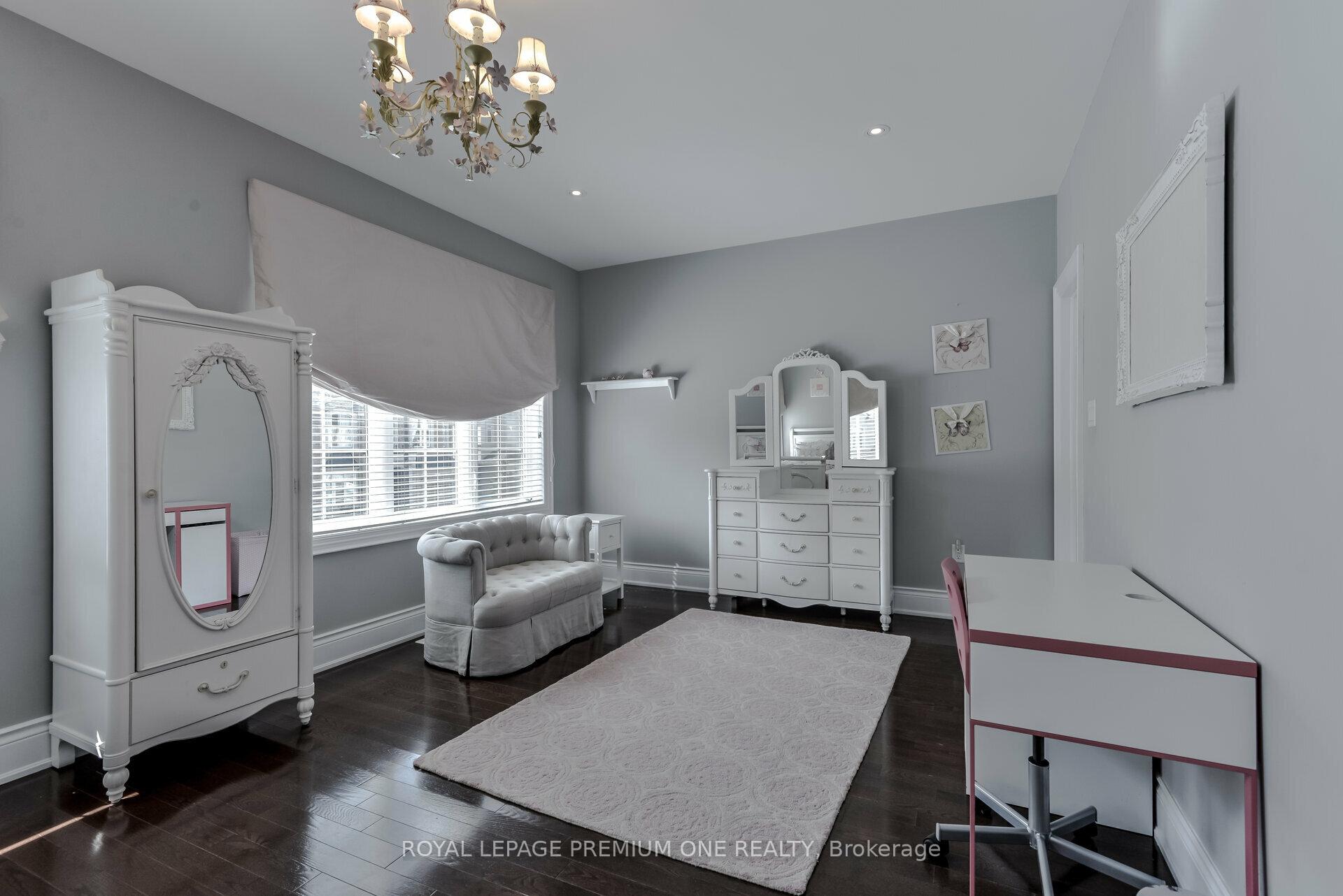 Photo 36 of 107 Headwind Boulevard, Vaughan, Vellore Village — HOMEH