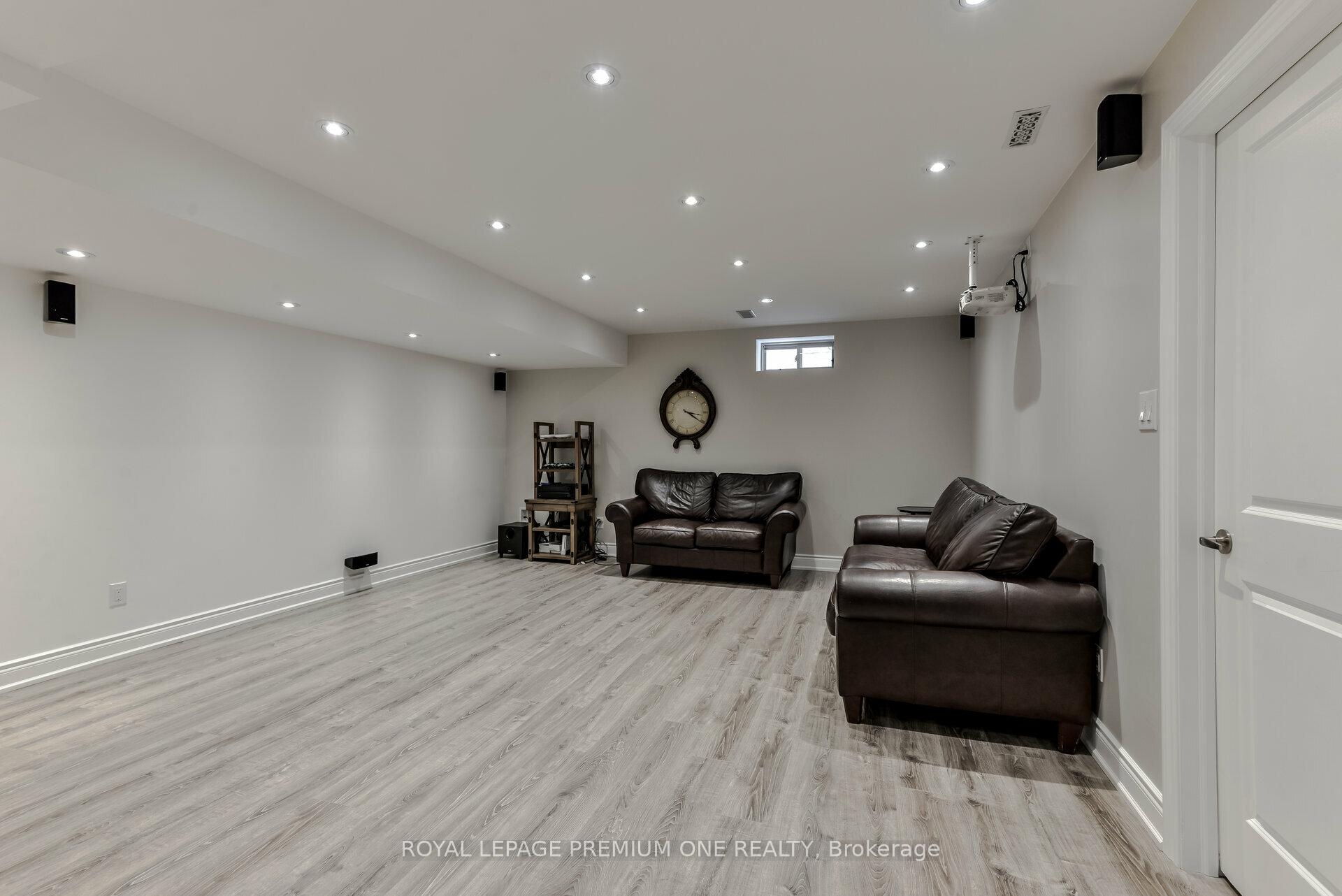 Photo 41 of 107 Headwind Boulevard, Vaughan, Vellore Village — HOMEH