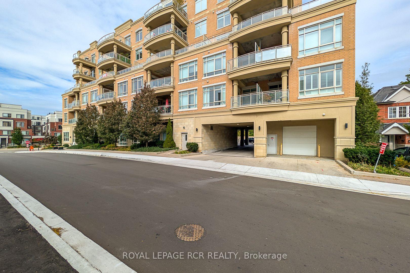 Photo 2 of Unit 707, 15277 Yonge Street, Aurora, Aurora Village — HOMEH