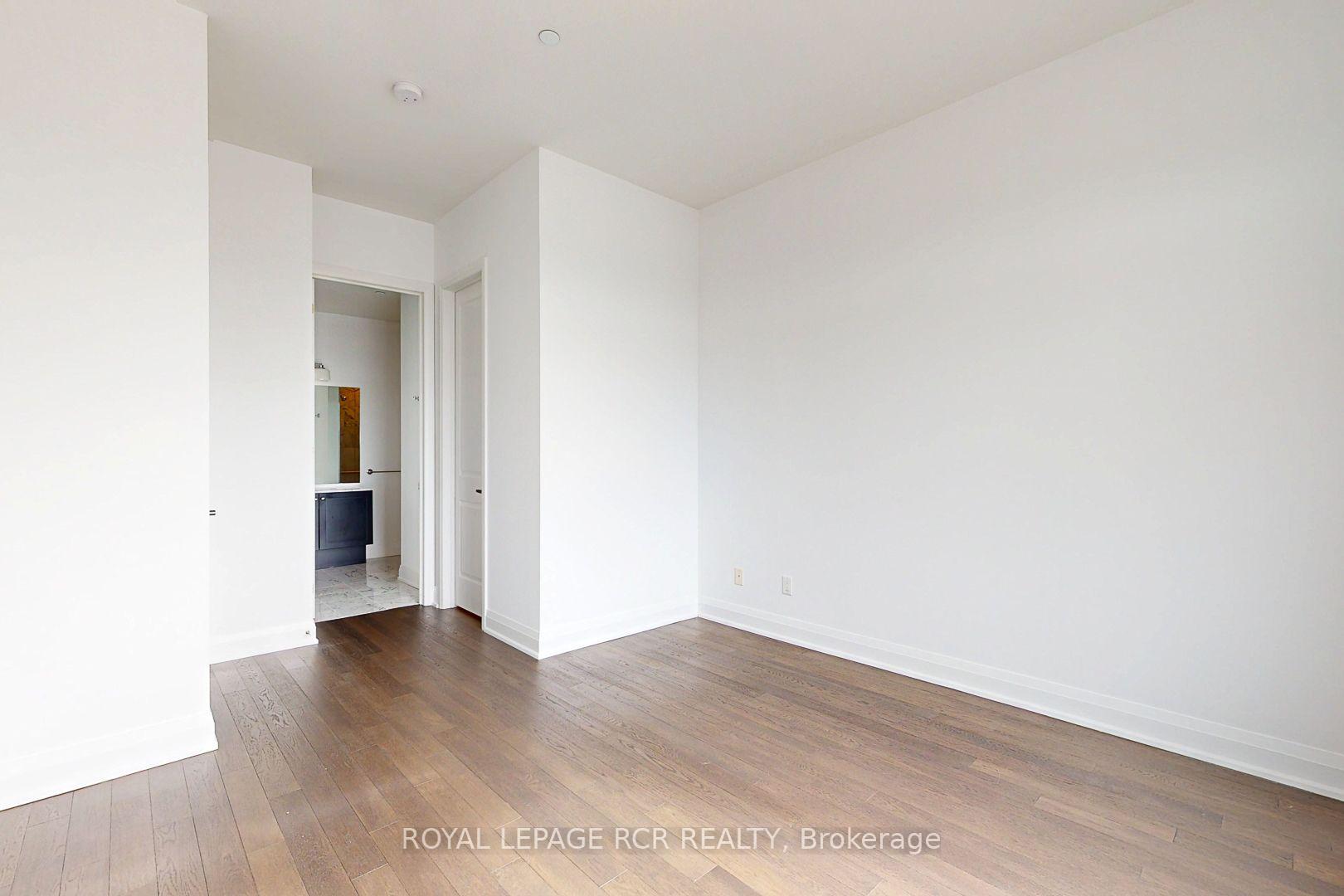 Photo 25 of Unit 707, 15277 Yonge Street, Aurora, Aurora Village — HOMEH
