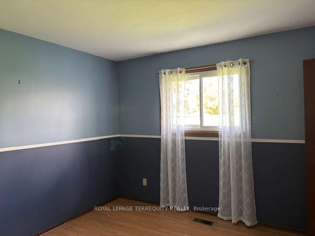 Photo 14 of 320 Myrtle Road E, Whitby, Rural Whitby — HOMEH