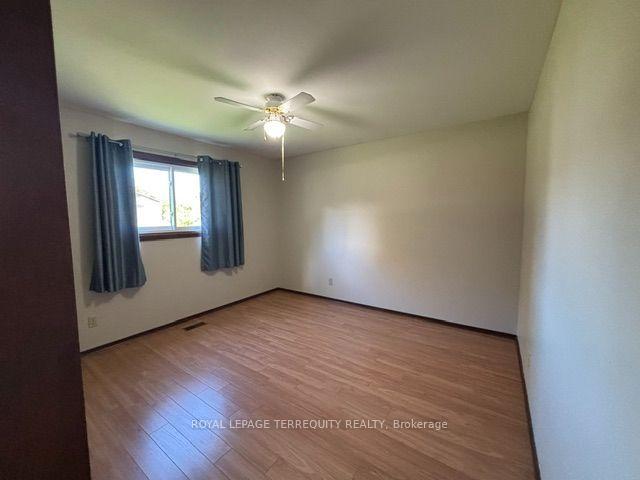 Photo 15 of 320 Myrtle Road E, Whitby, Rural Whitby — HOMEH
